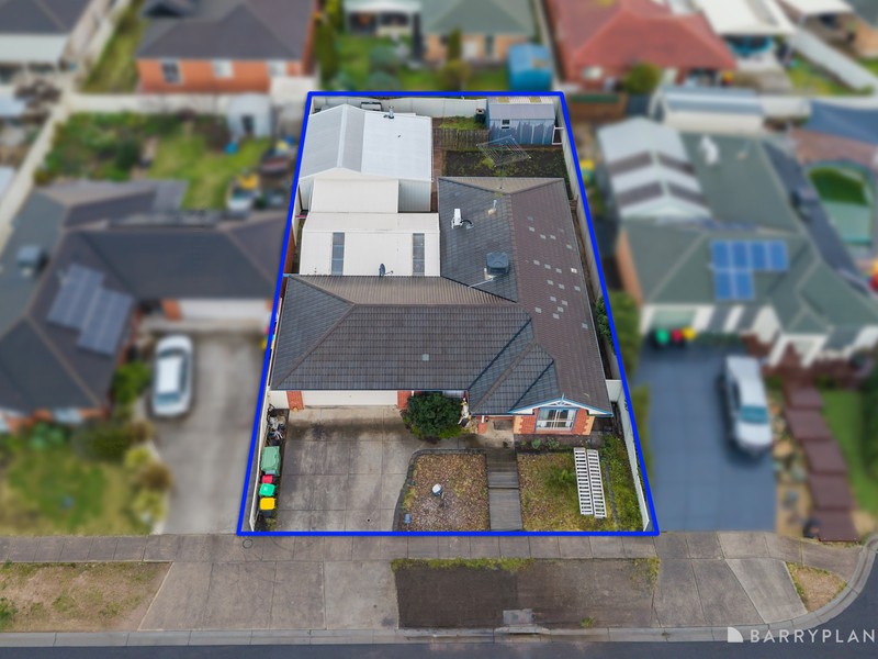 4 Geraldine Court, Kurunjang, VIC 3337 - Image - 10/08/2026