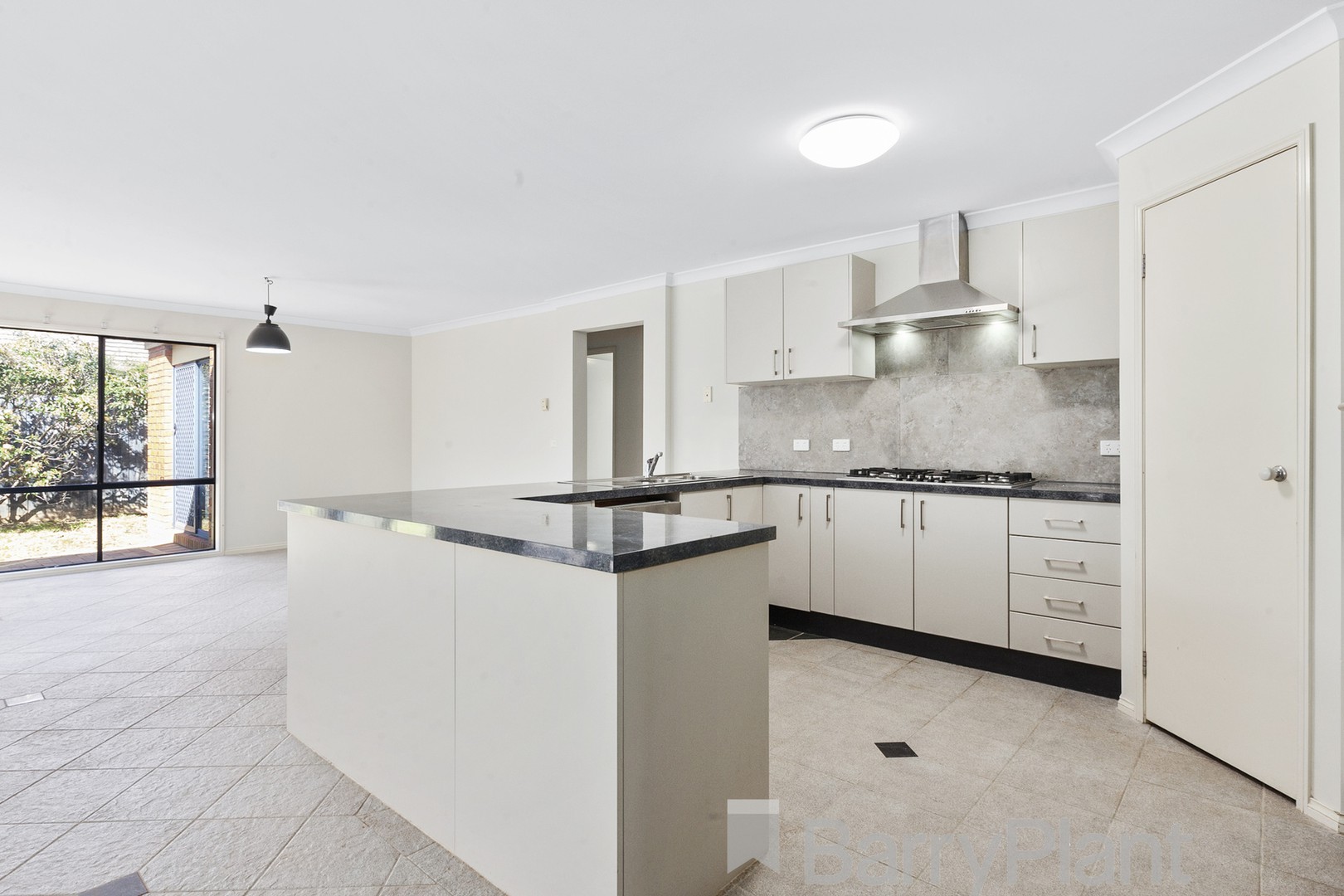 4 Gertrude Court, Tarneit, VIC 3029, Tarneit - Thumbnail 2
