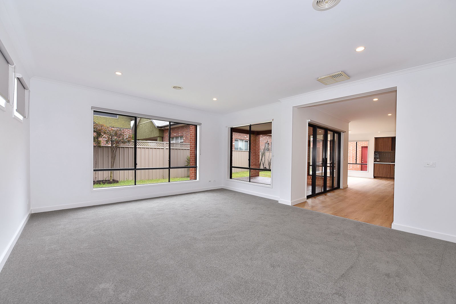 4 Gisborne  Way, Caroline Springs, VIC 3023, Caroline Springs - Thumbnail 3