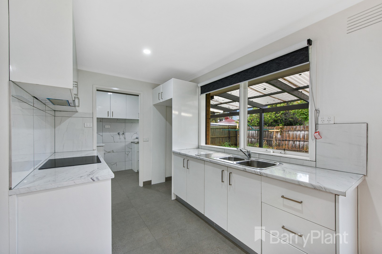 4 Glamorgan AvenueWerribee, VIC 3030, Werribee - Thumbnail 3