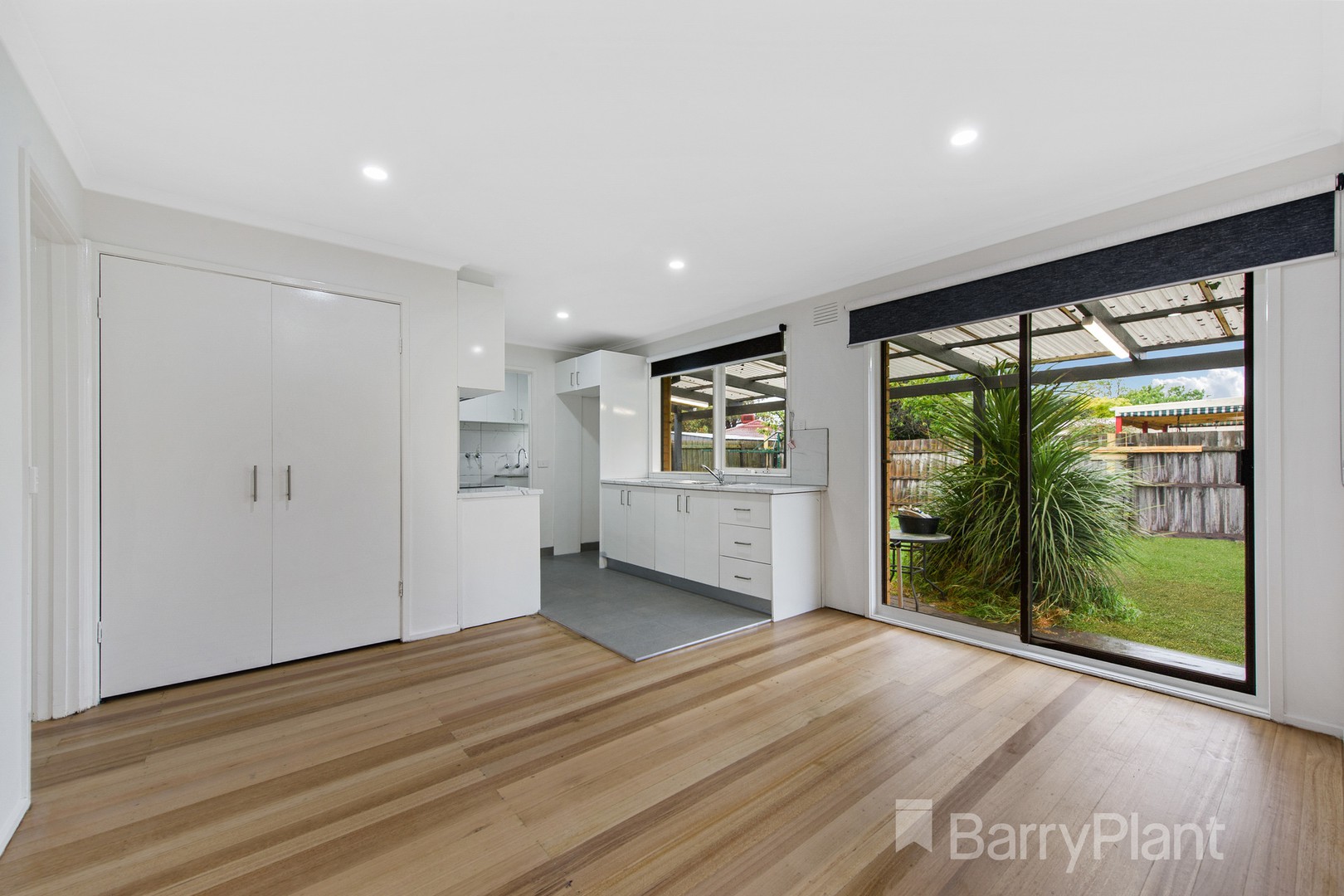 4 Glamorgan AvenueWerribee, VIC 3030, Werribee - Thumbnail 4