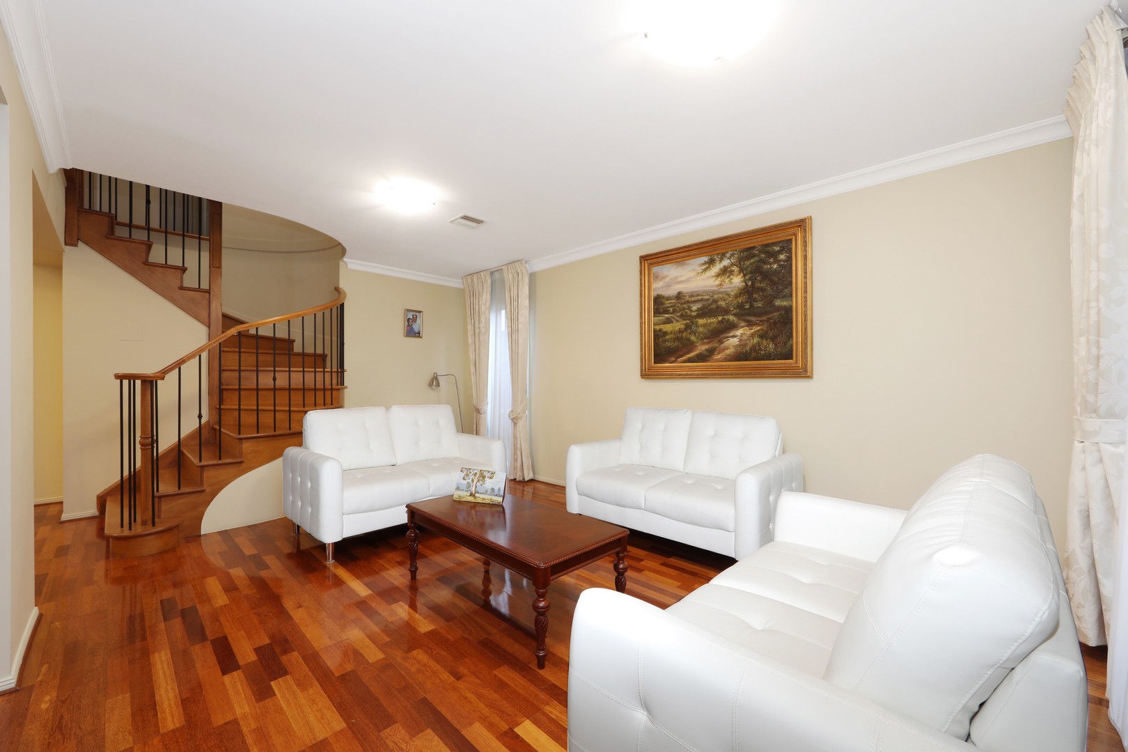 4 Gleneagles Court, Rowville, VIC 3178, Rowville - Thumbnail 2