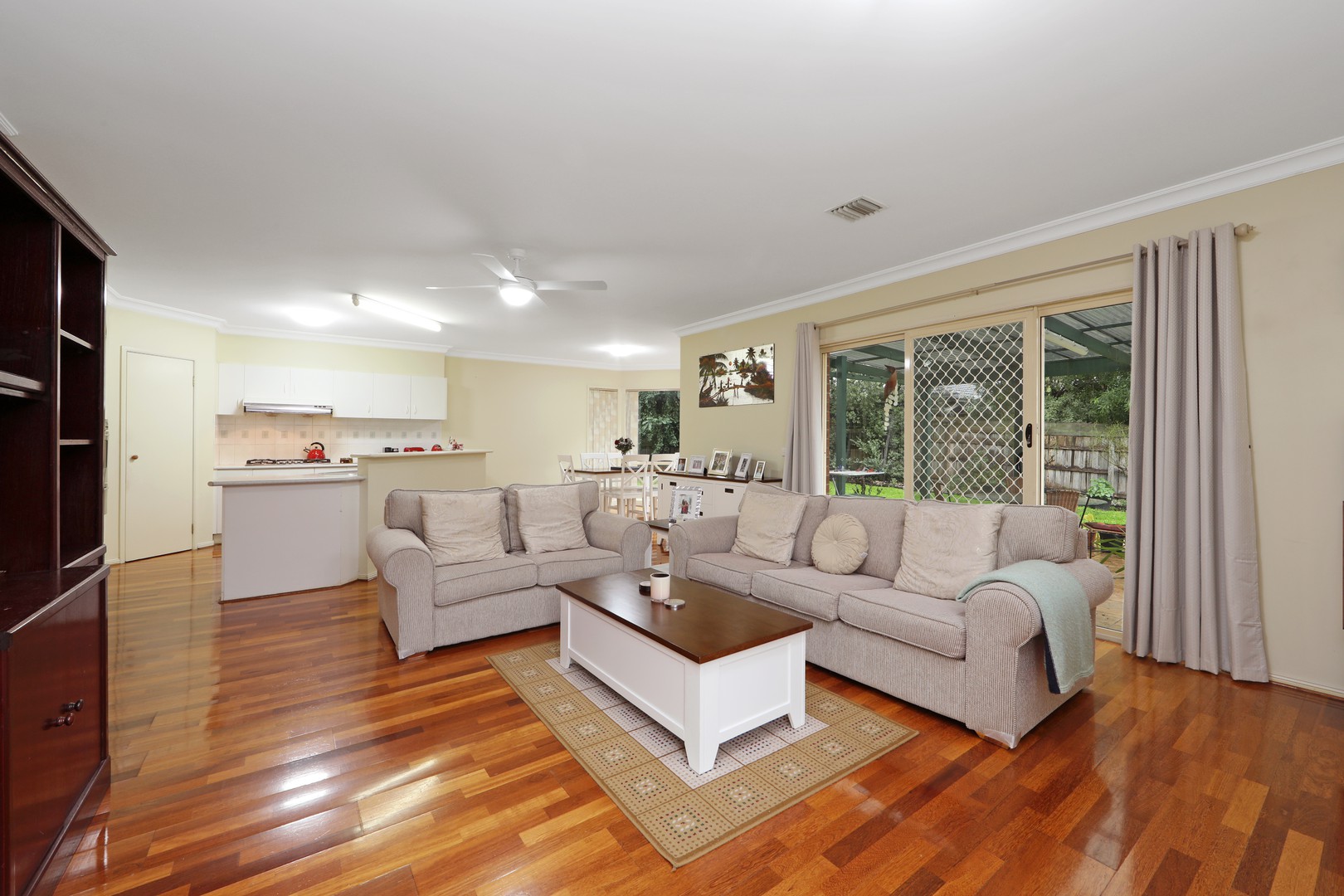 4 Gleneagles Court, Rowville, VIC 3178, Rowville - Thumbnail 4