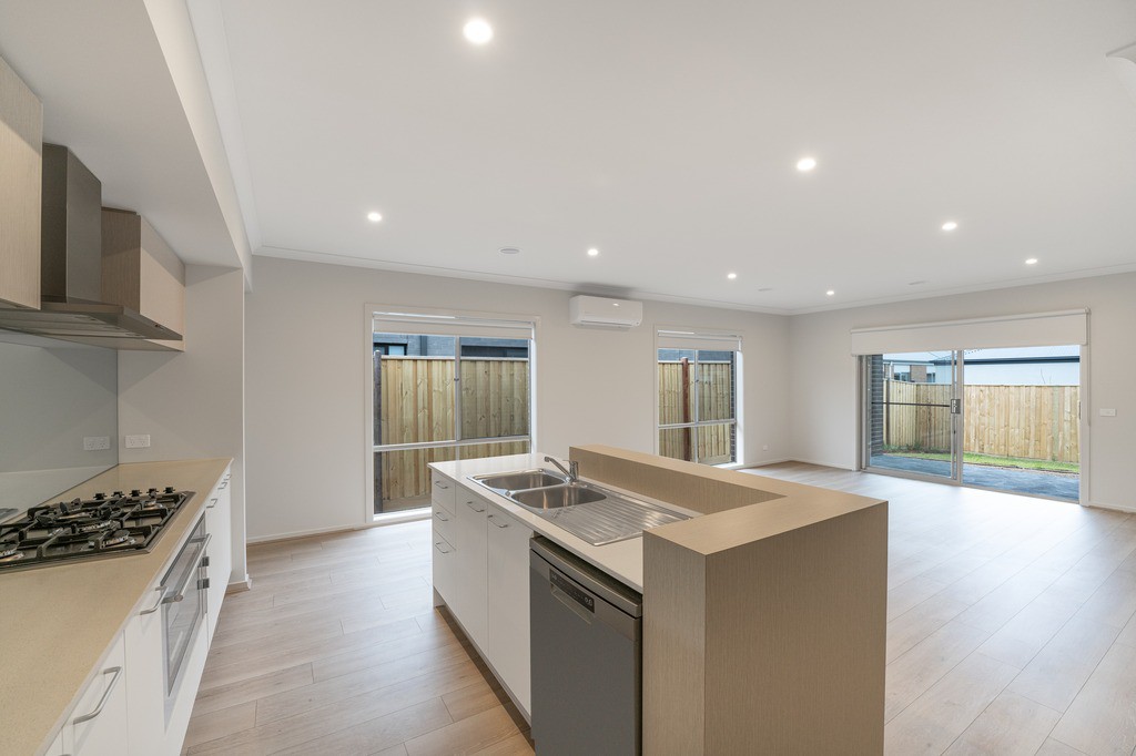 4 Glenrock Street, Mount Duneed, VIC 3217, Mount Duneed - Thumbnail 2
