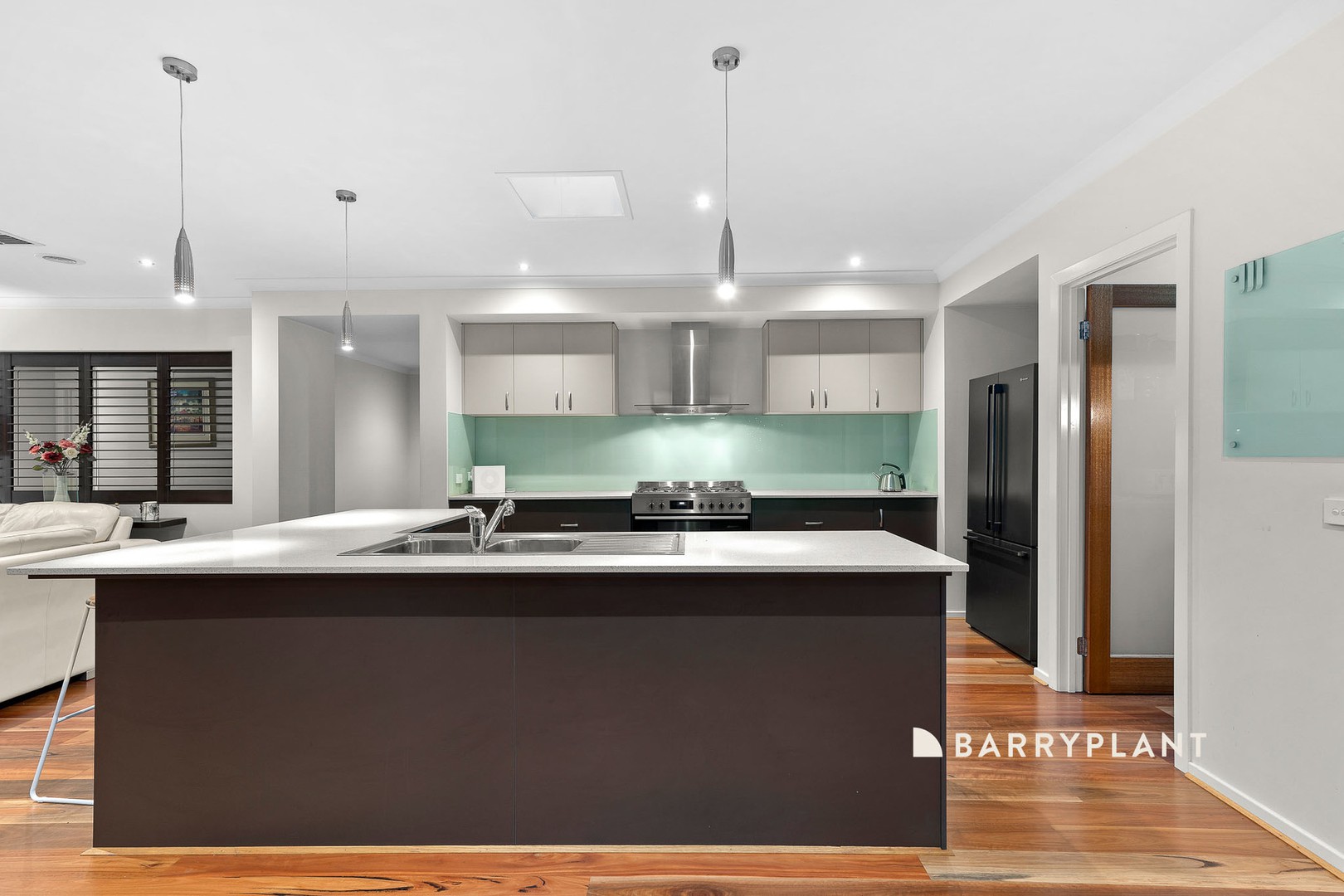 4 Grand Manor Drive, Berwick, VIC 3806, Berwick - Thumbnail 3