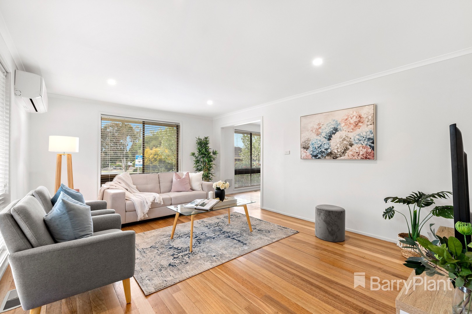 4 Greenway Drive, Mill Park, VIC 3082, Mill Park - Thumbnail 2