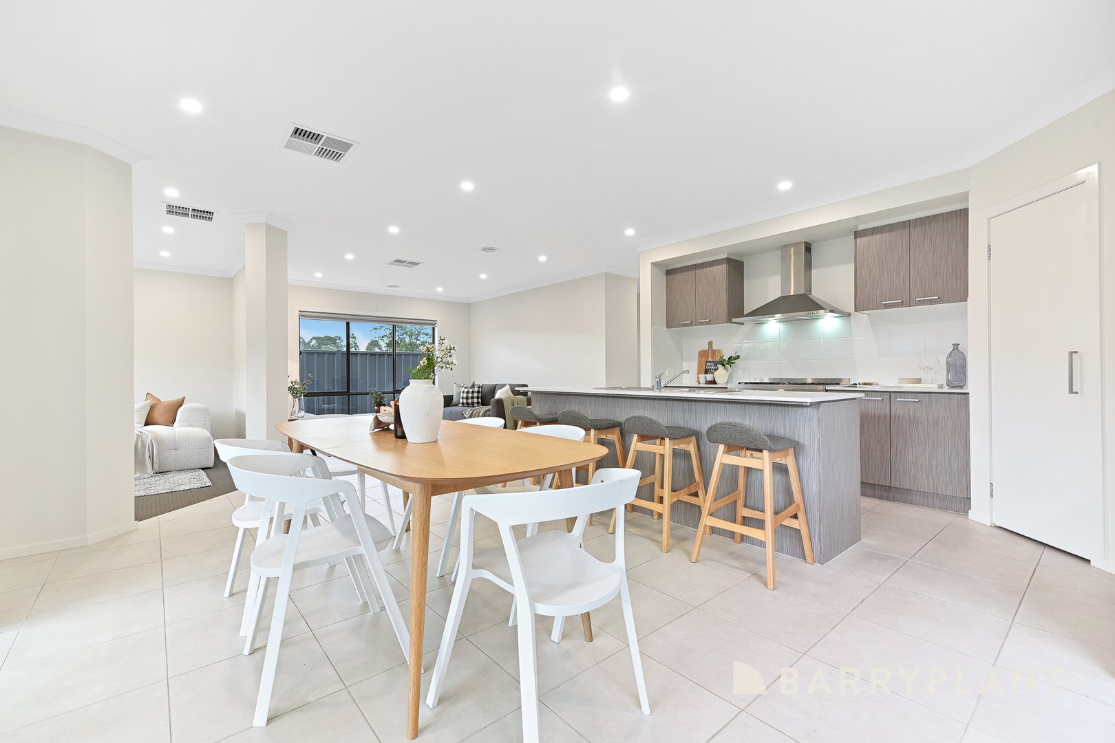 4 Greenwich Drive, Berwick, VIC 3806, Berwick - Thumbnail 7
