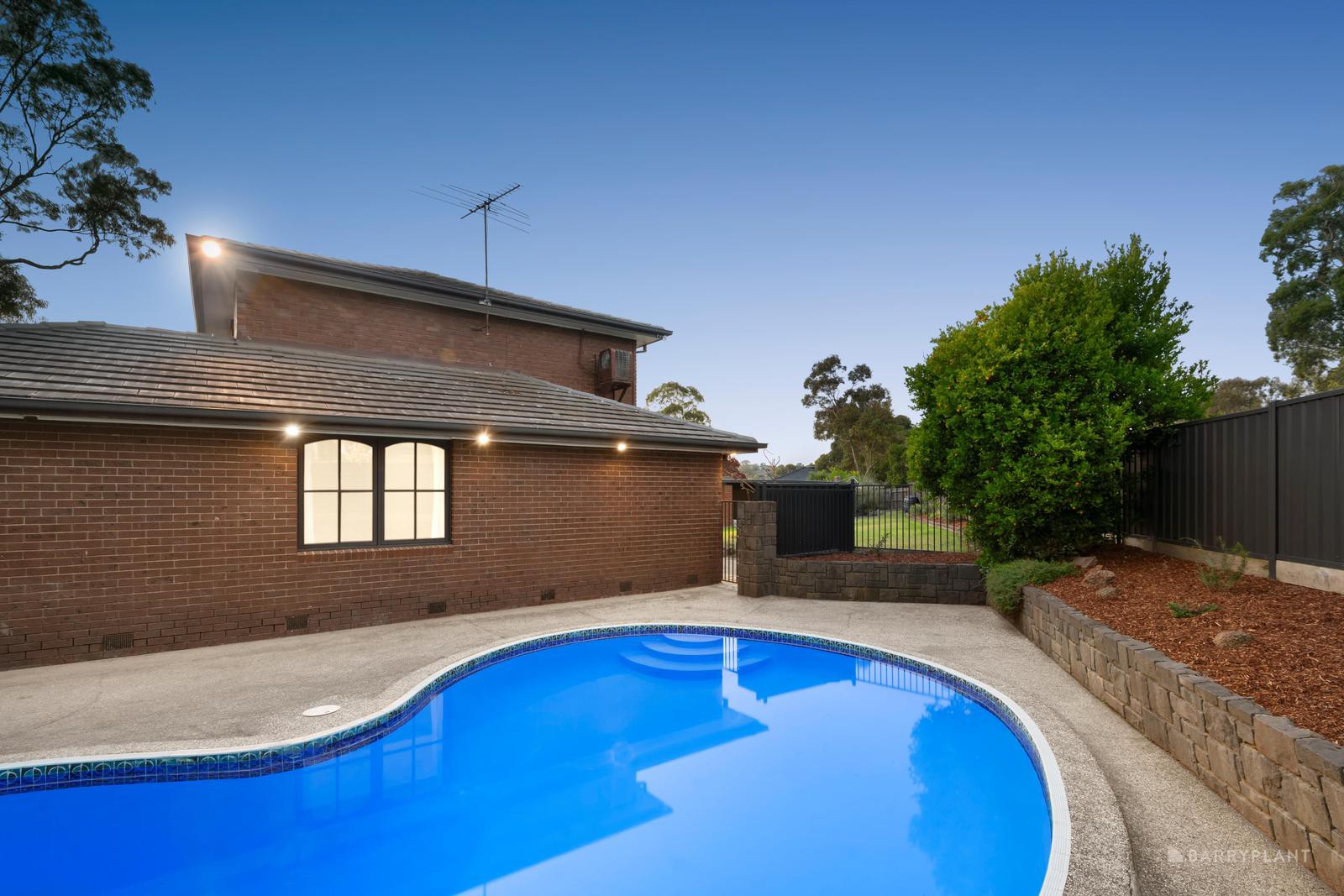 4 Greenwich Place, Viewbank, VIC 3084, Viewbank - Thumbnail 5