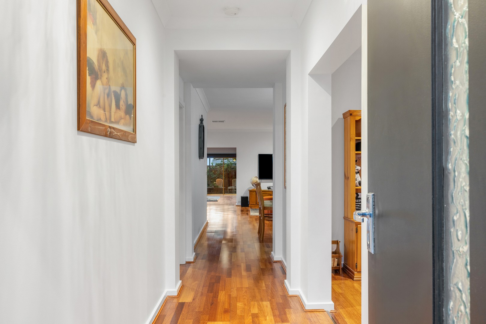 4 Grenadier Grove, Hillside, VIC 3037 - Thumbnail 2 - 21/11/2025