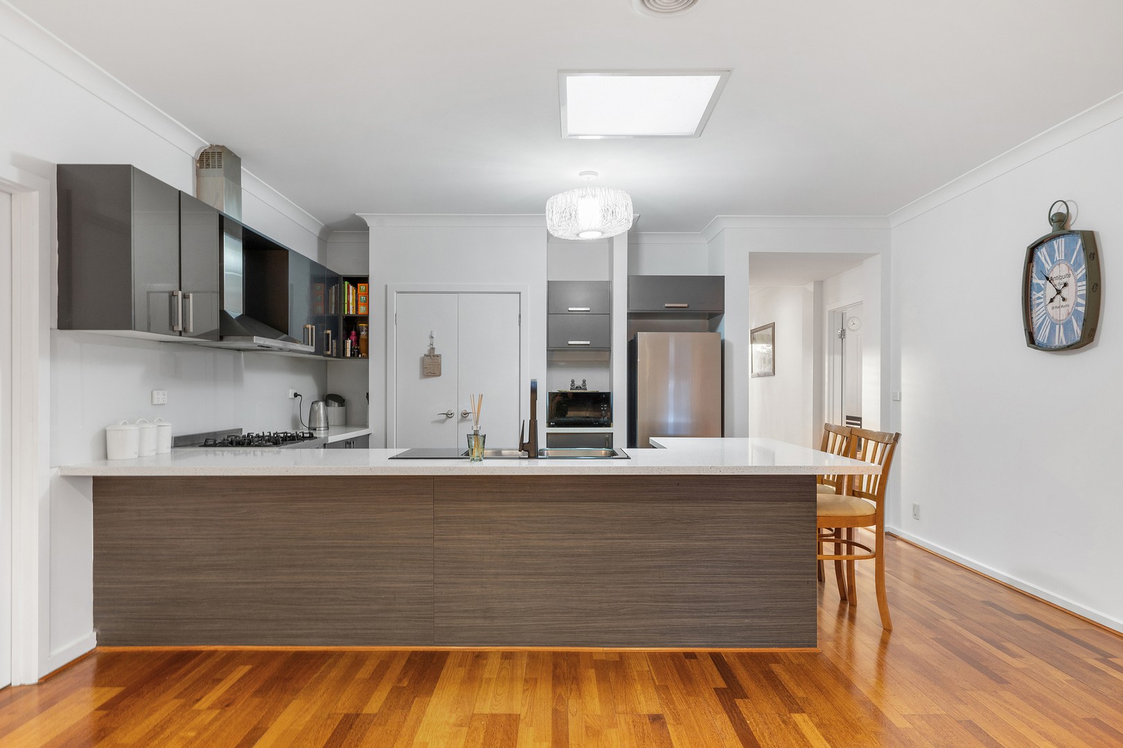 4 Grenadier Grove, Hillside, VIC 3037, Hillside - Thumbnail 5
