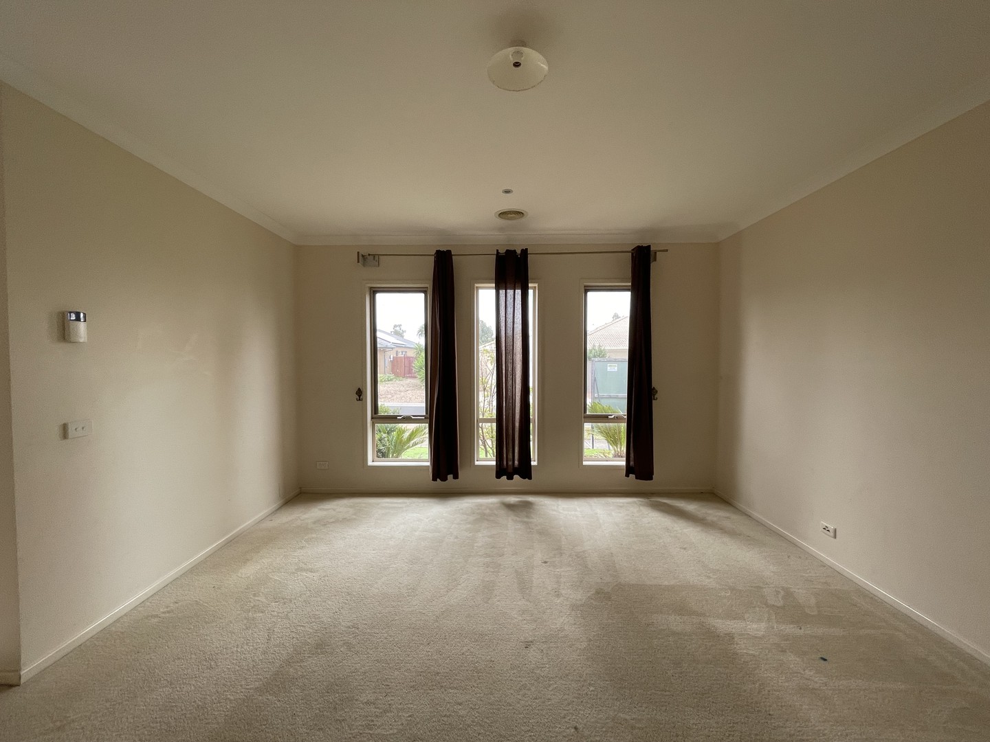 4 Habitat Court, Tarneit, VIC 3029 - Thumbnail 1 - 20/10/2021