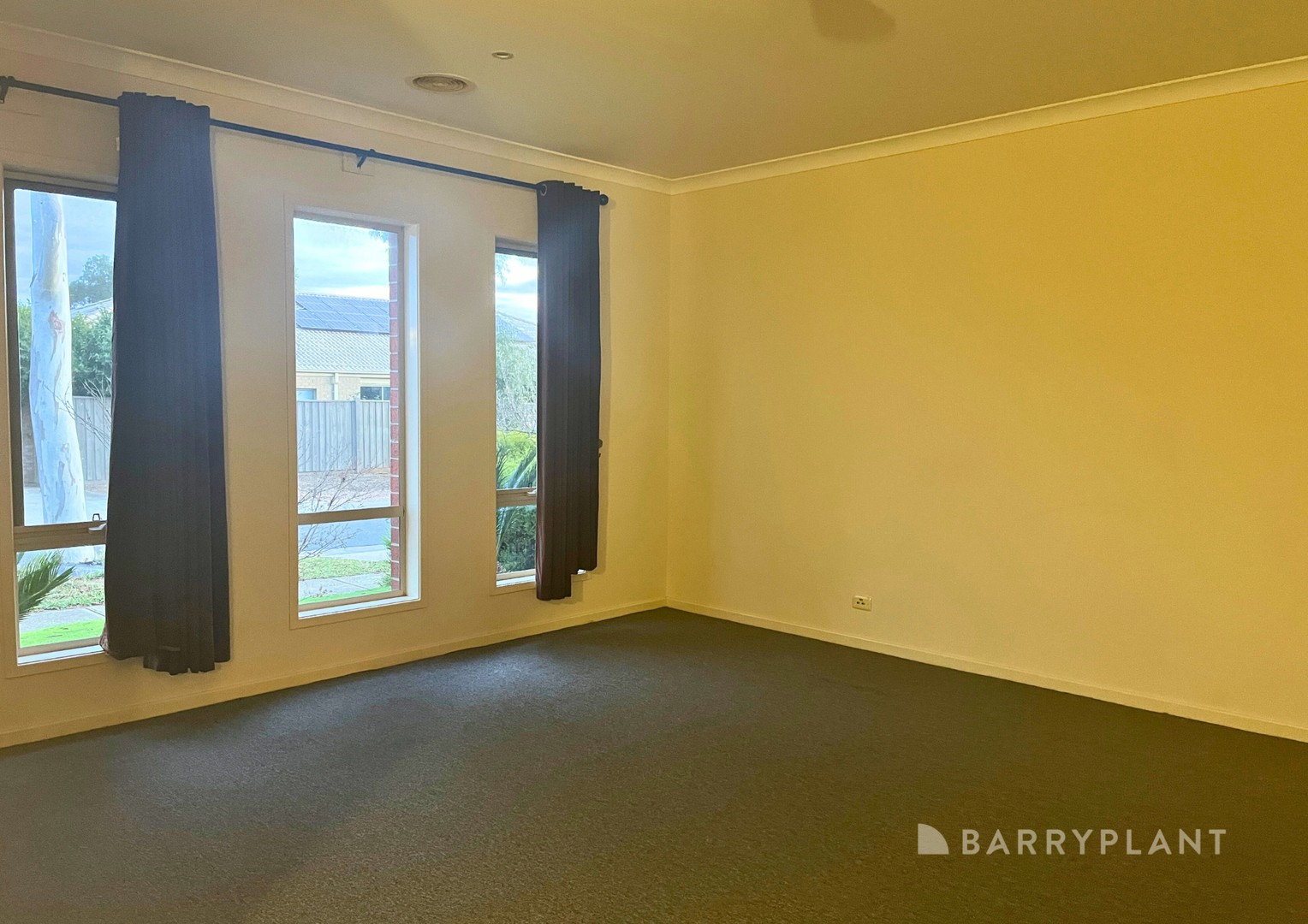 4 Habitat Court, Tarneit, VIC 3029, Tarneit - Thumbnail 2