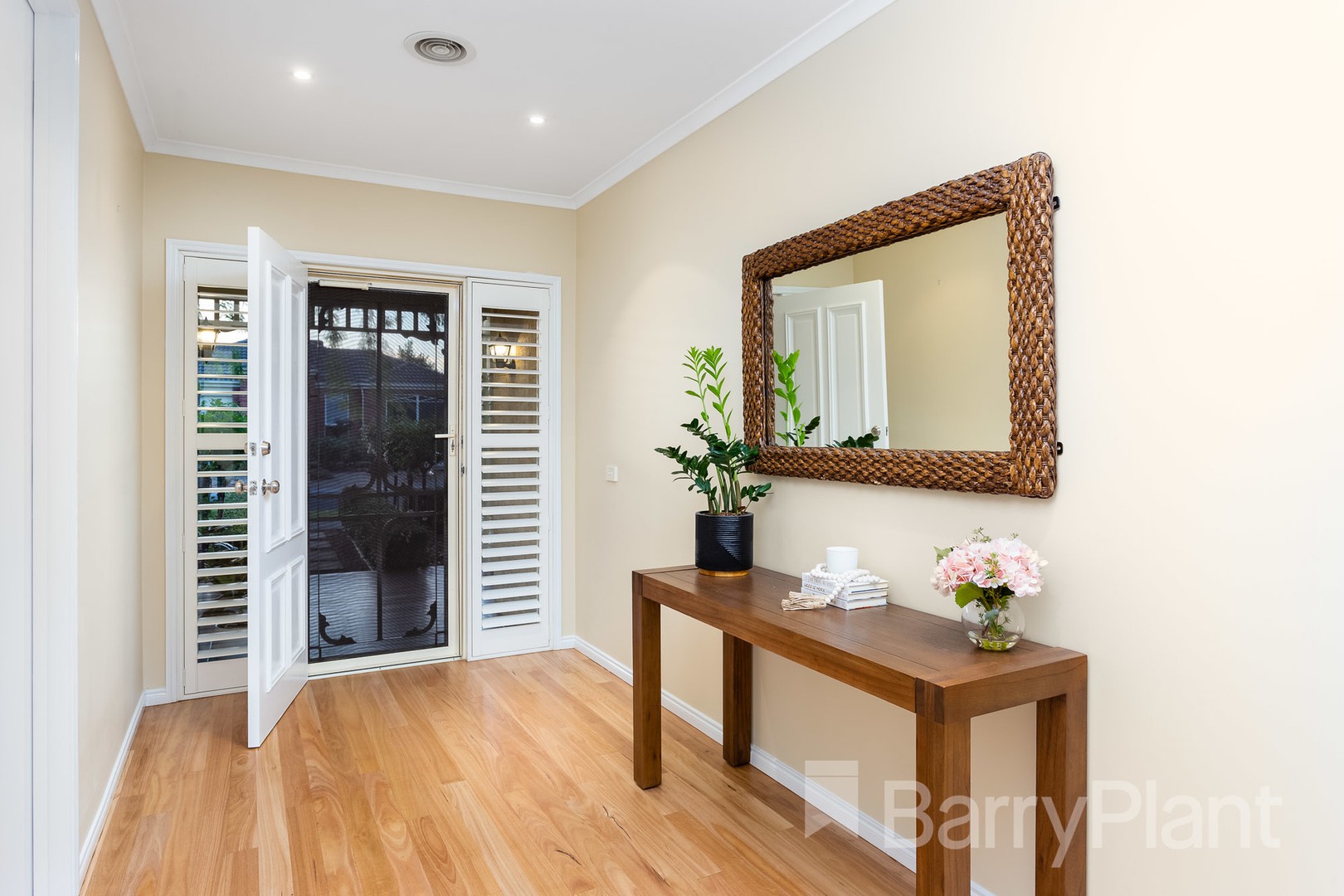 4 Halifax Court, Point Cook, VIC 3030, Point Cook - Thumbnail 2