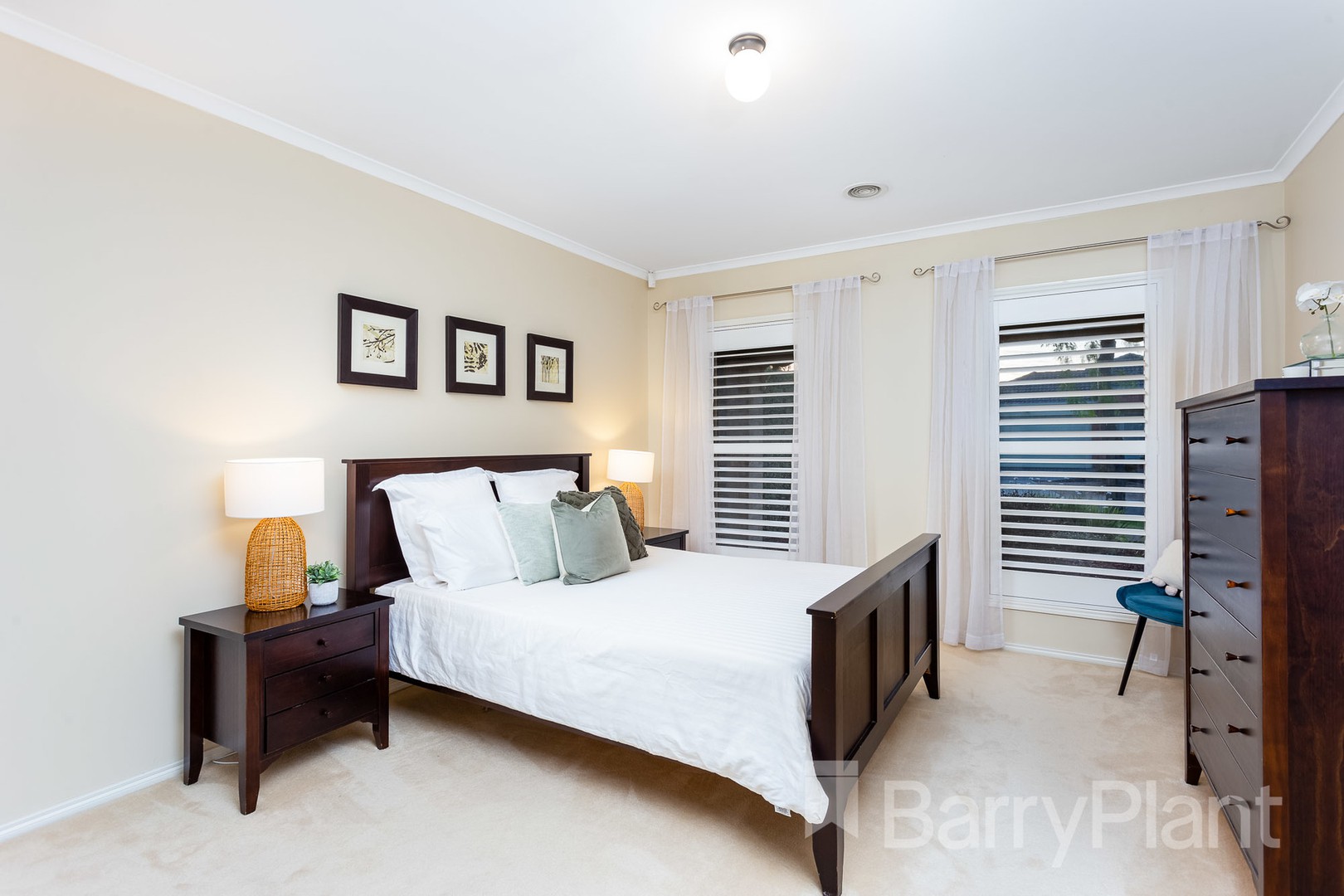 4 Halifax Court, Point Cook, VIC 3030, Point Cook - Thumbnail 4