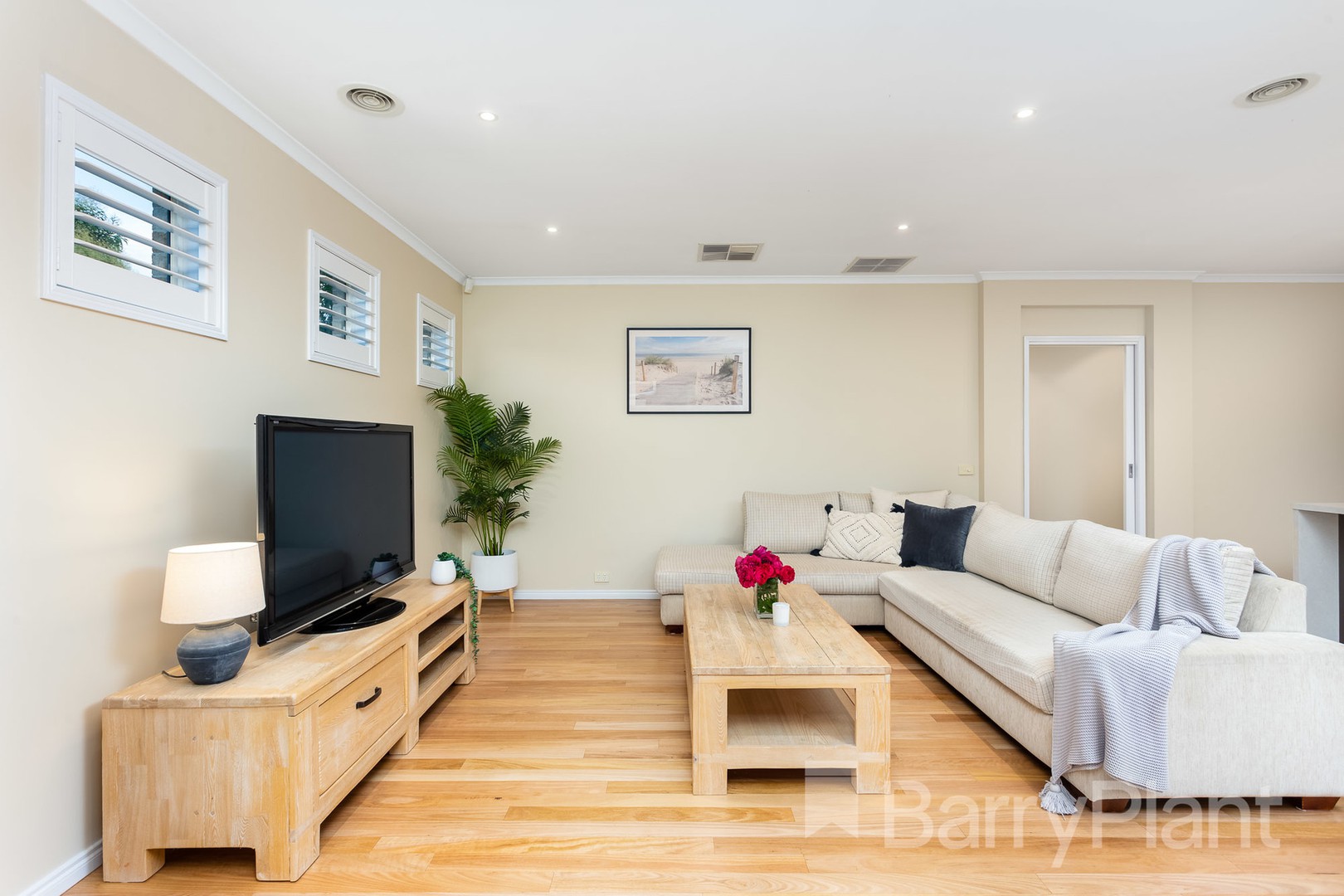 4 Halifax Road, Point Cook, VIC 3030, Point Cook - Thumbnail 2