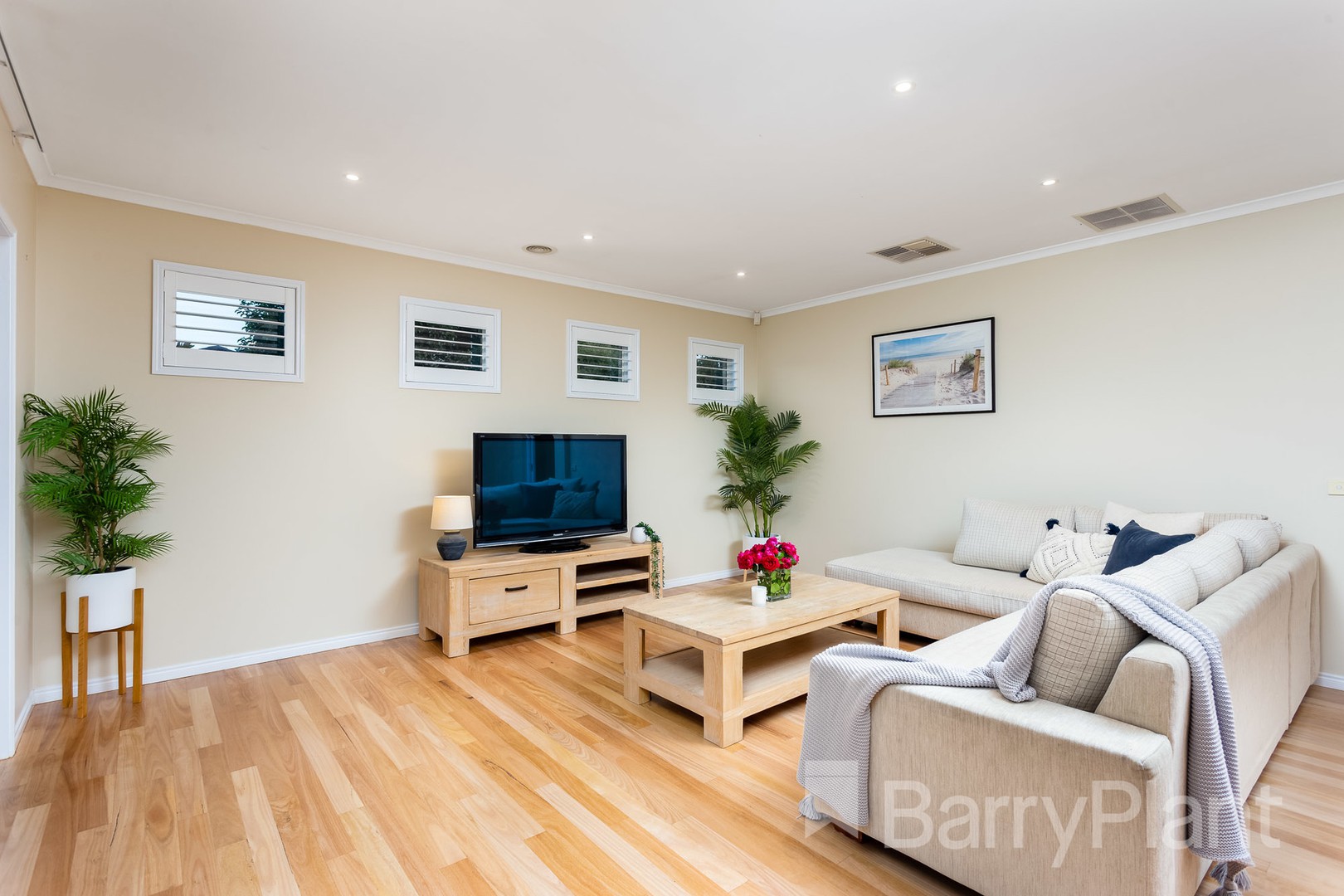 4 Halifax Road, Point Cook, VIC 3030, Point Cook - Thumbnail 3