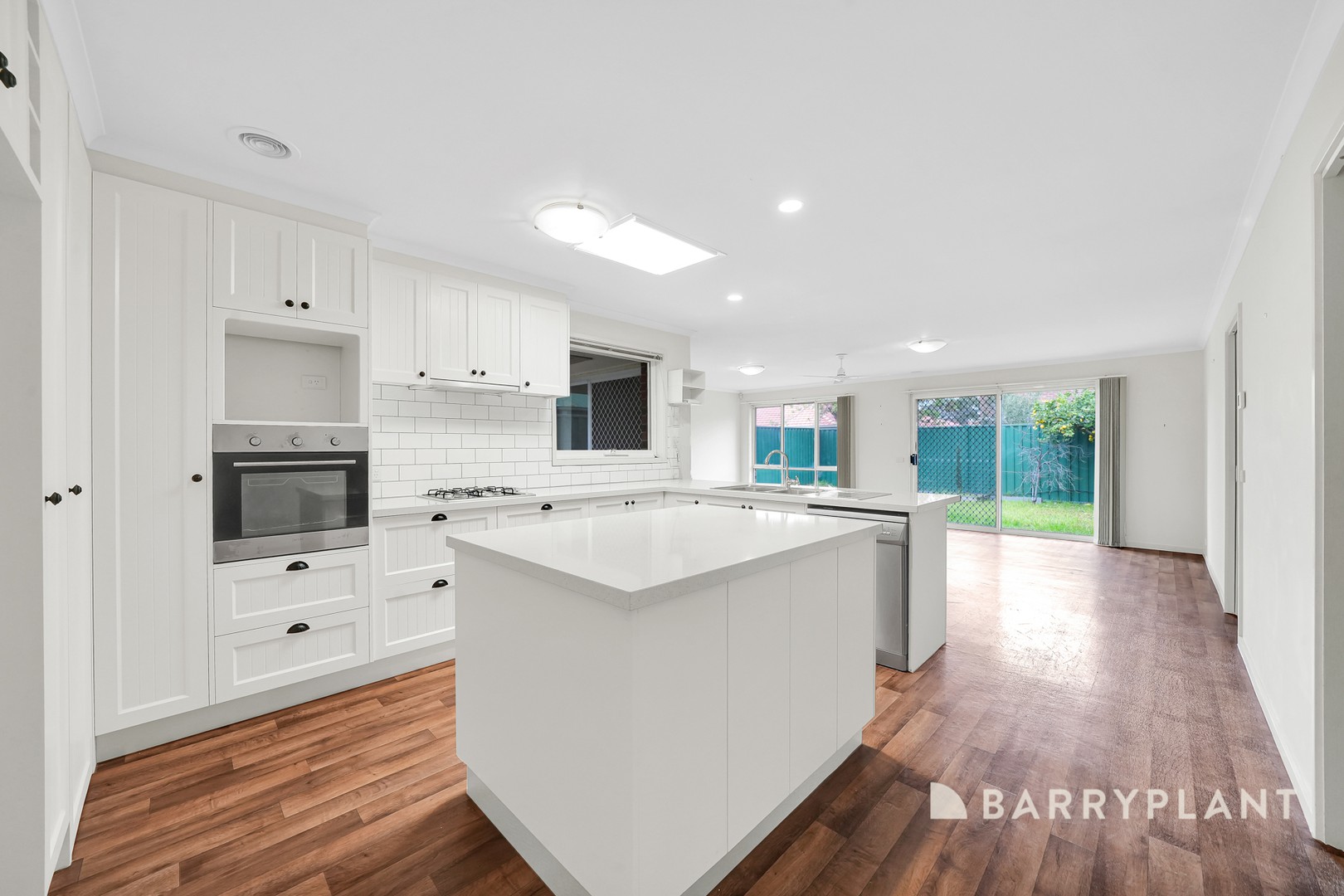 4 Haricot Court, Seabrook, VIC 3028 - Thumbnail 2 - 11/08/2026