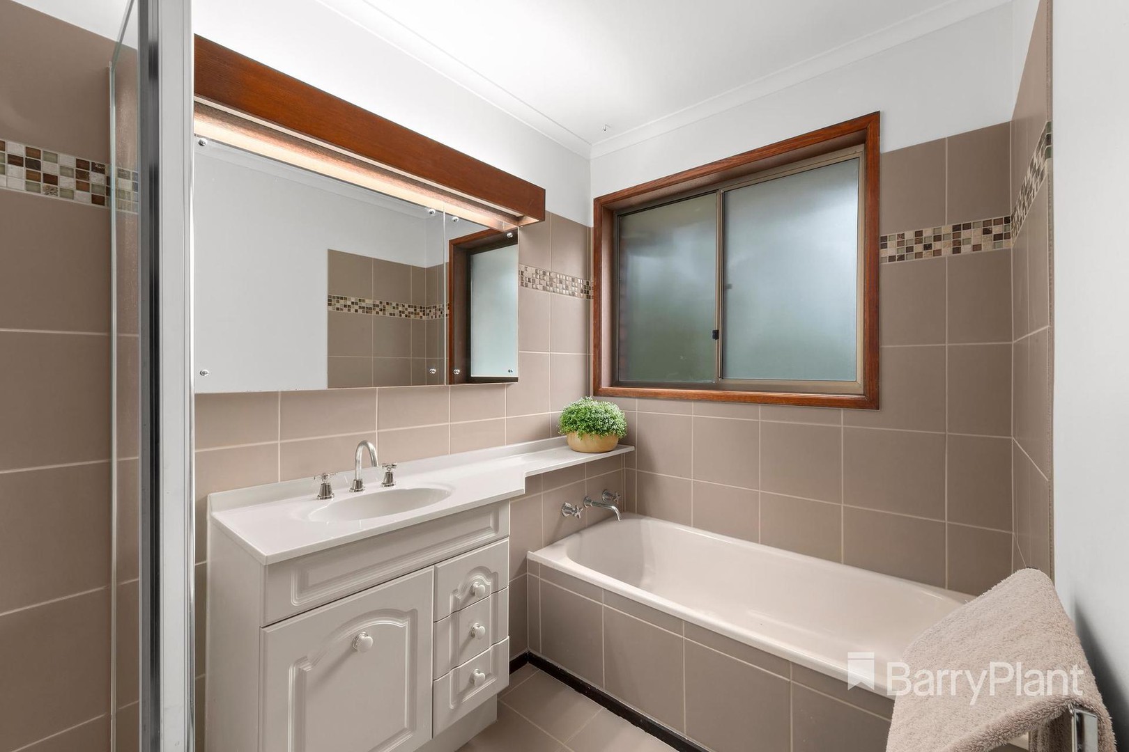 4 Harper Place, Mill Park, VIC 3082, Mill Park - Thumbnail 8