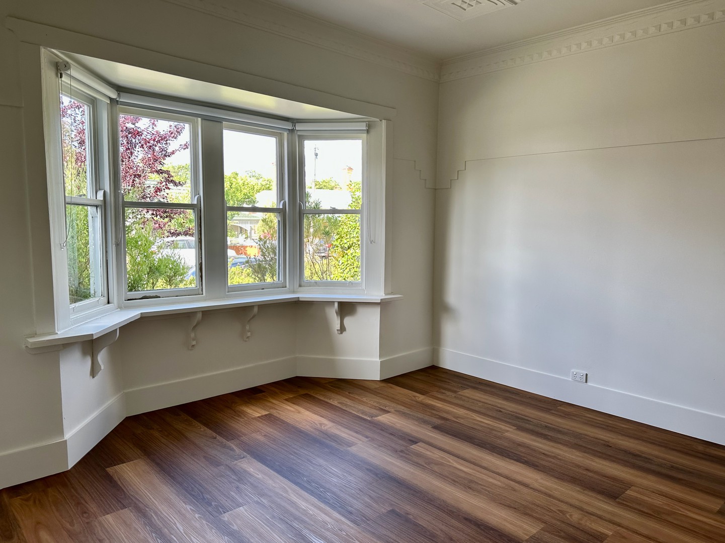 4 Haymes Cres, Golden Point, VIC 3350, Golden Point - Thumbnail 2