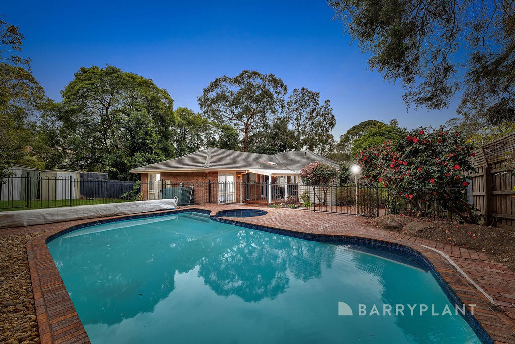 4 Heatherlea Drive, Wheelers Hill, VIC 3150, Wheelers Hill - Thumbnail 3