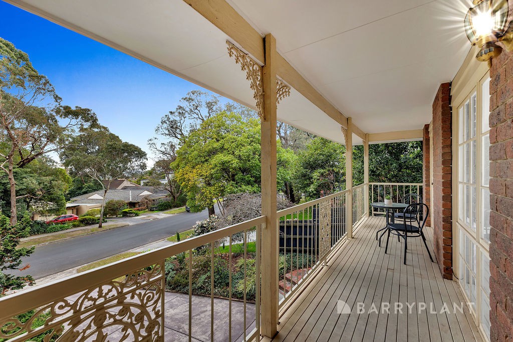4 Heatherlea Drive, Wheelers Hill, VIC 3150 - Thumbnail 2 - 20/08/2025