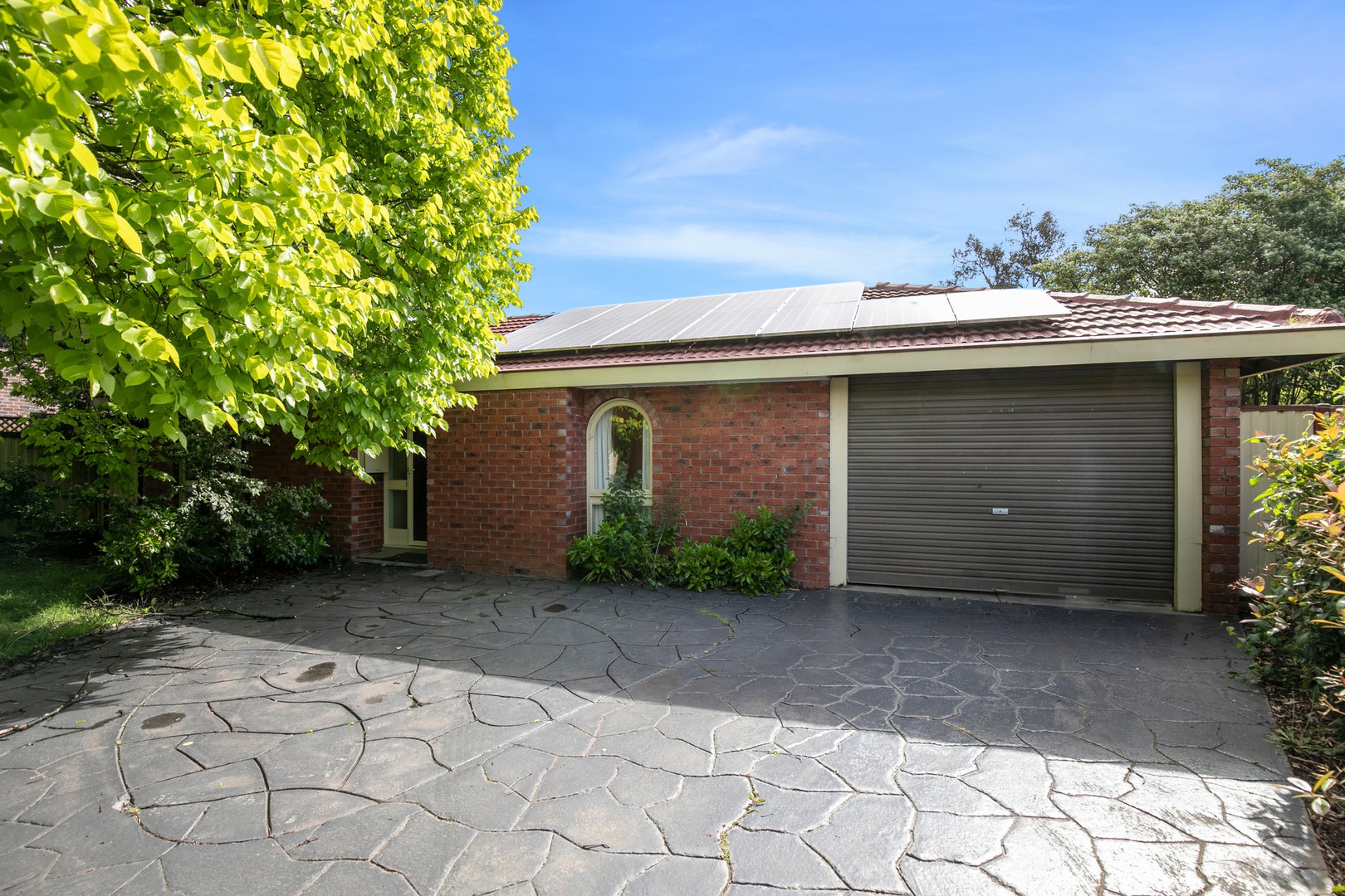 4 Hector Court, Glen Waverley, VIC 3150, Glen Waverley - Thumbnail 2