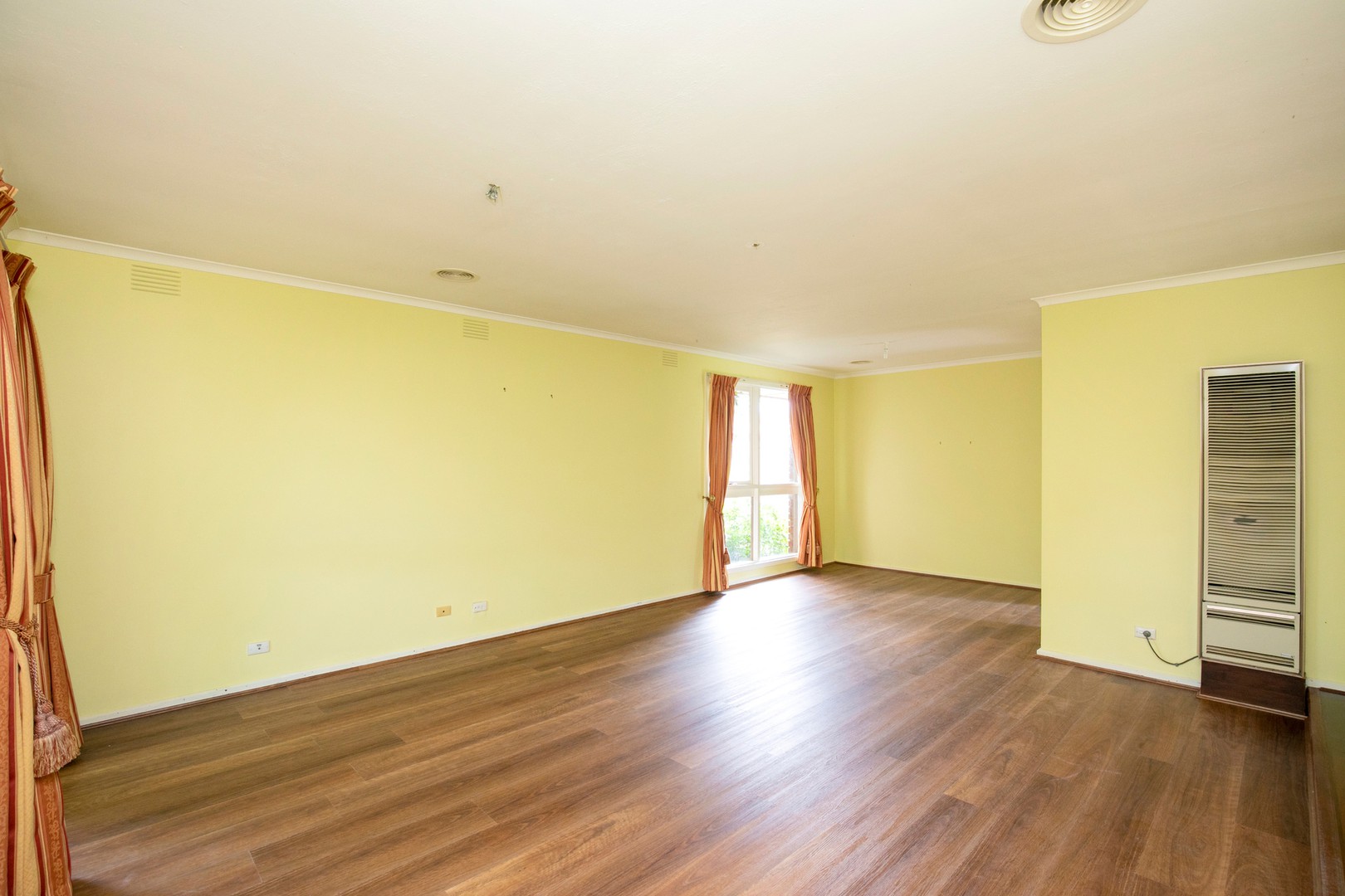 4 Hector Court, Glen Waverley, VIC 3150, Glen Waverley - Thumbnail 4
