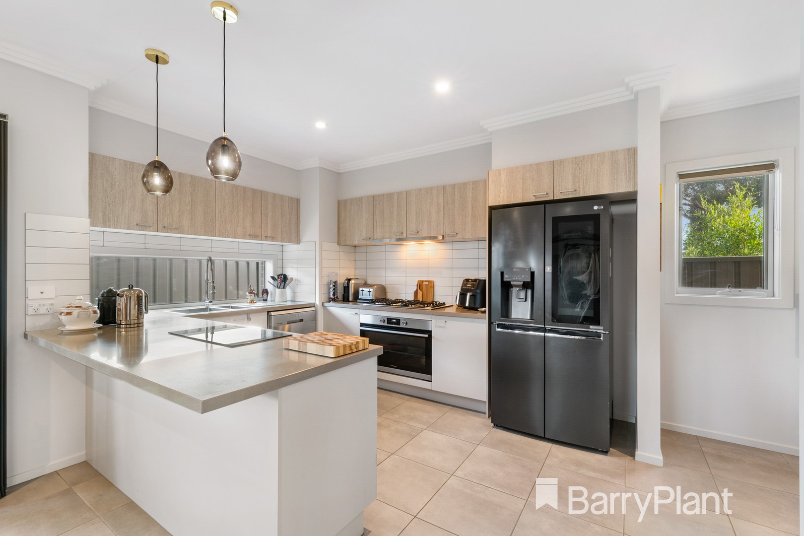 4 Hemel Place, Strathtulloh, VIC 3338, Strathtulloh - Thumbnail 2