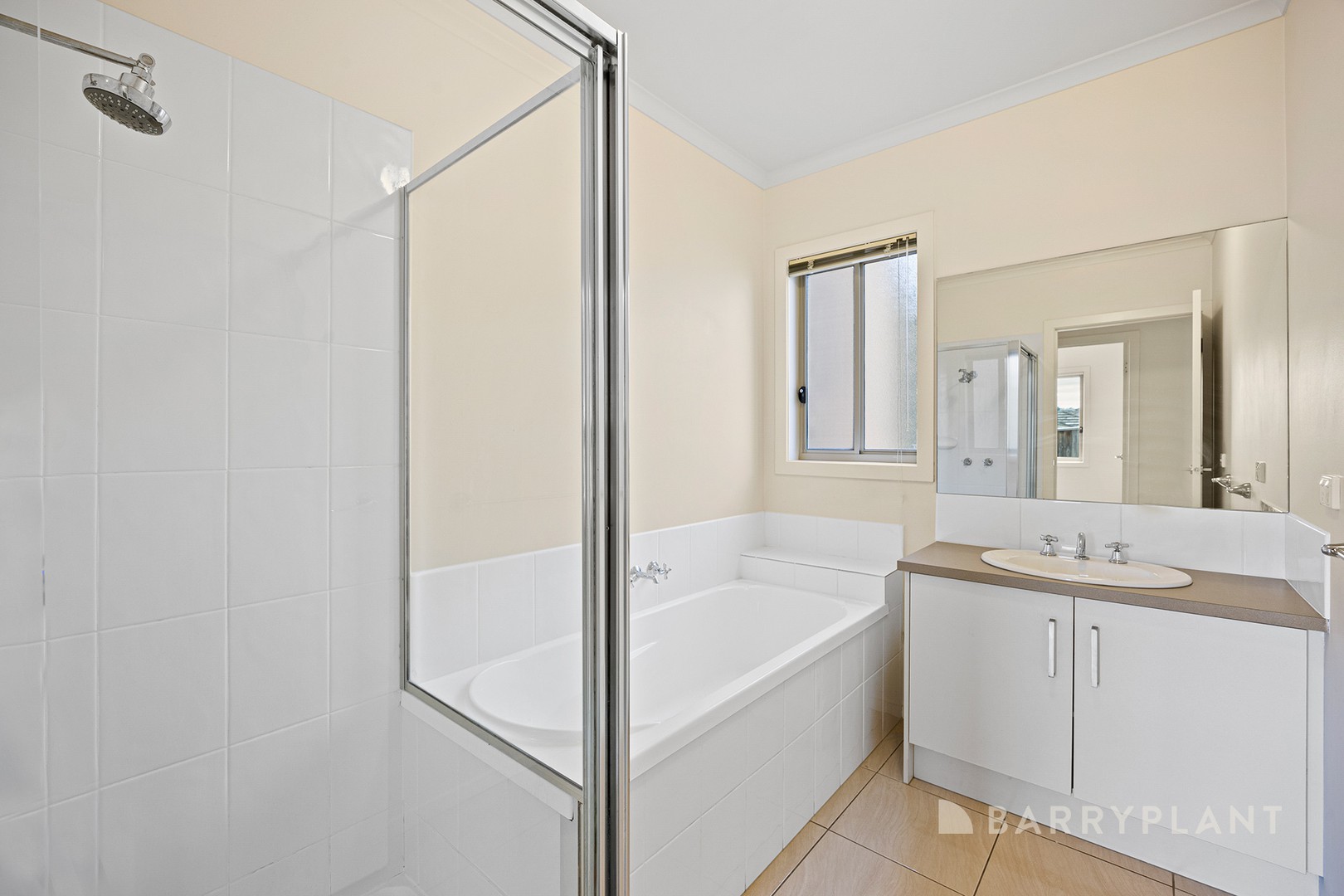 4 Herbert Street, Pakenham, VIC 3810, Pakenham - Thumbnail 5