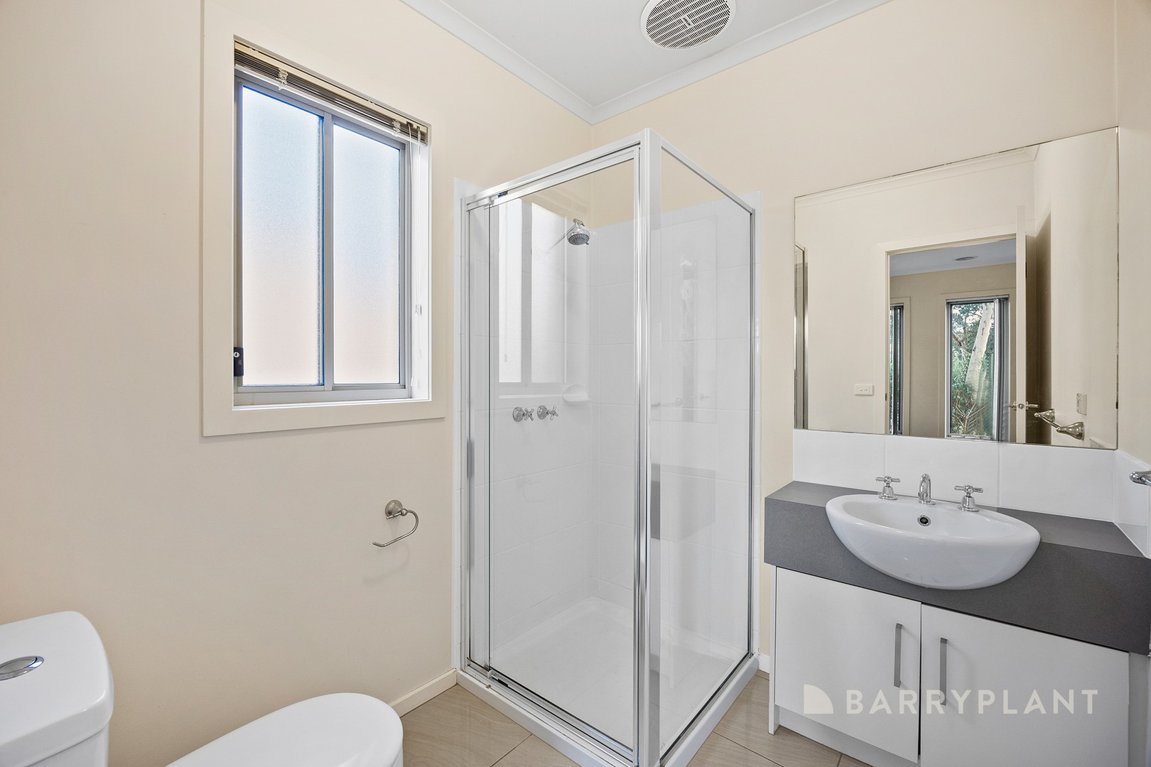4 Herbert Street, Pakenham, VIC 3810, Pakenham - Thumbnail 6