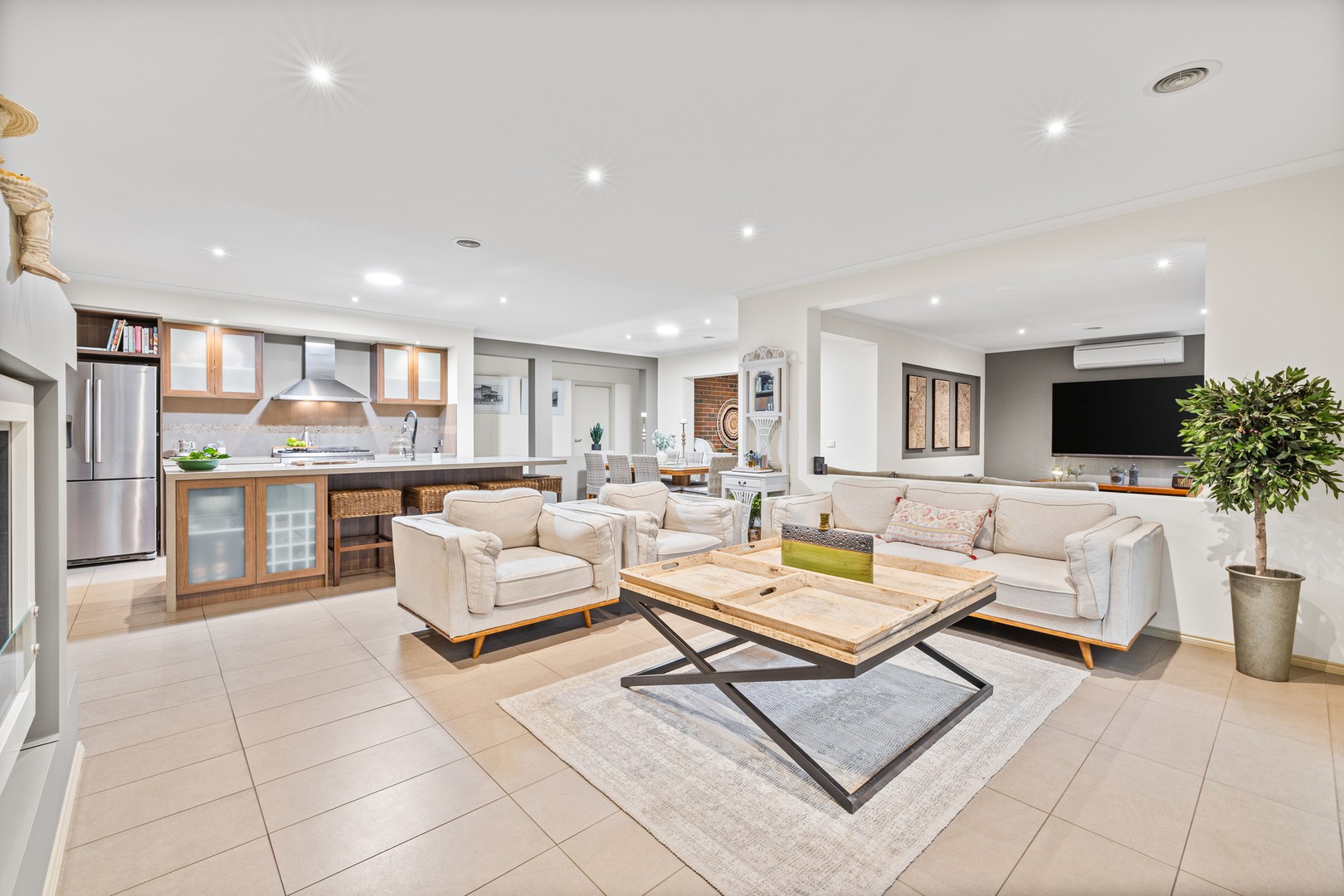 4 Highbury Drive, Hillside, VIC 3037, Hillside - Thumbnail 4