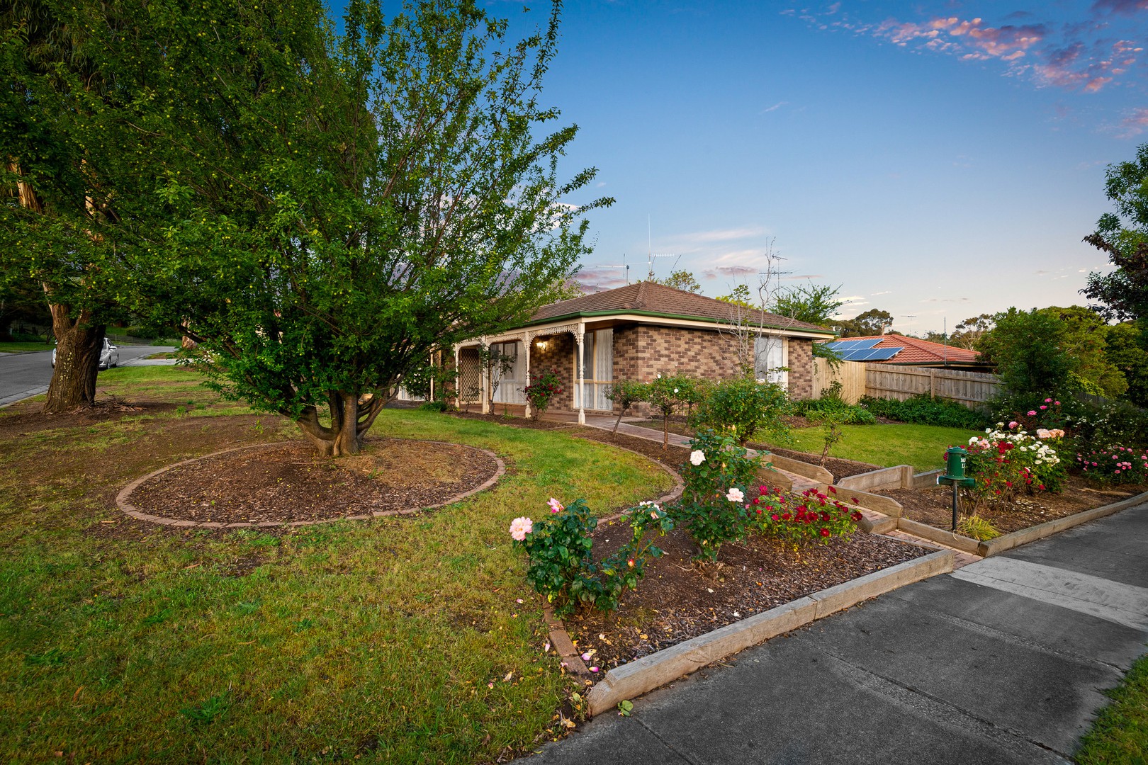 4 Highland Drive, Pakenham, VIC 3810 - Thumbnail 2 - 11/11/2022
