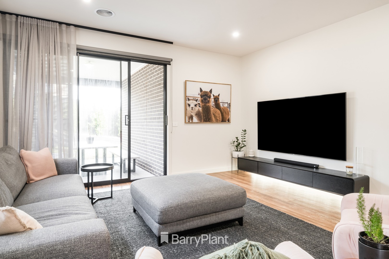 4 Highpoint Crescent, Highton, VIC 3216, Highton - Thumbnail 5