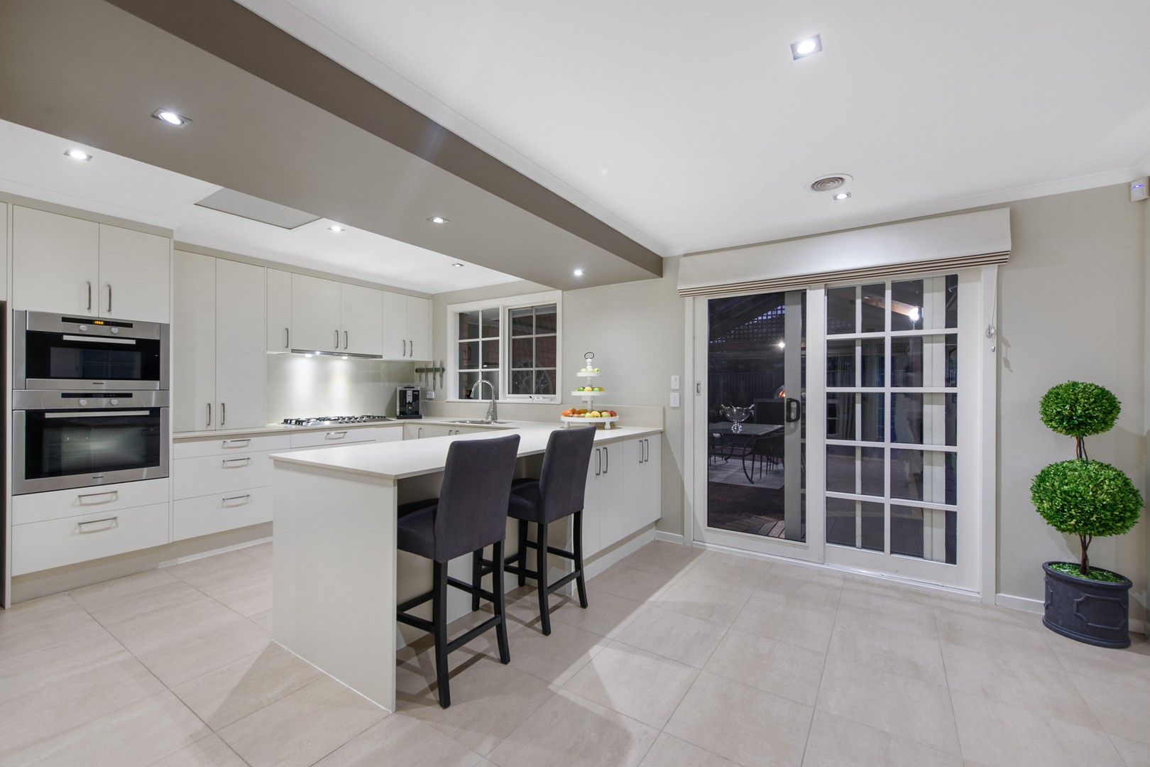 4 Hillview CourtKeilor, VIC 3036, Keilor - Thumbnail 2
