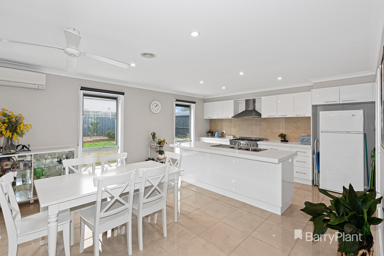 4 Hogan Court, Drouin, VIC 3818, Drouin - Thumbnail 3