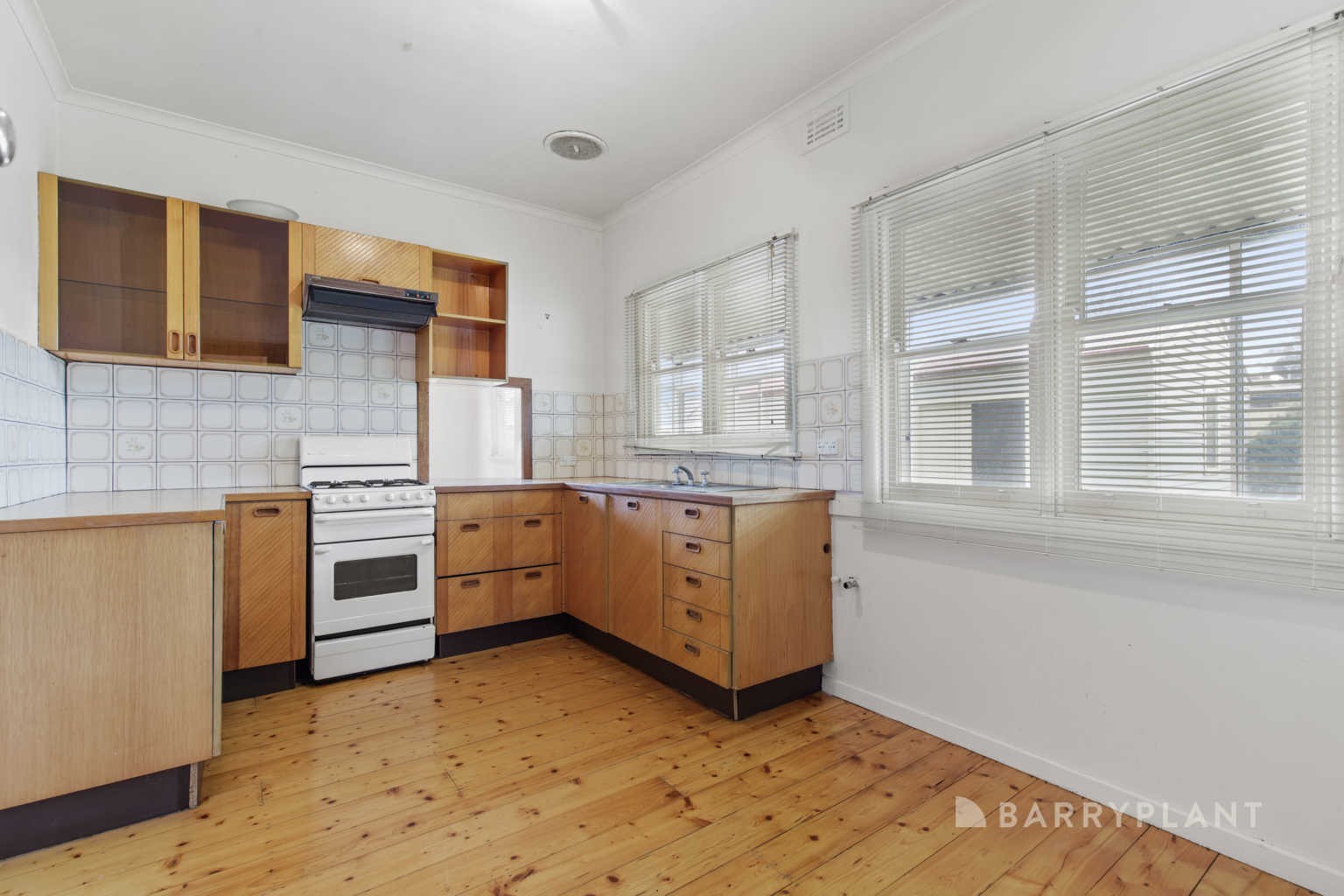 4 Hope Street, Newington, VIC 3350 - Thumbnail 2 - 09/07/2024