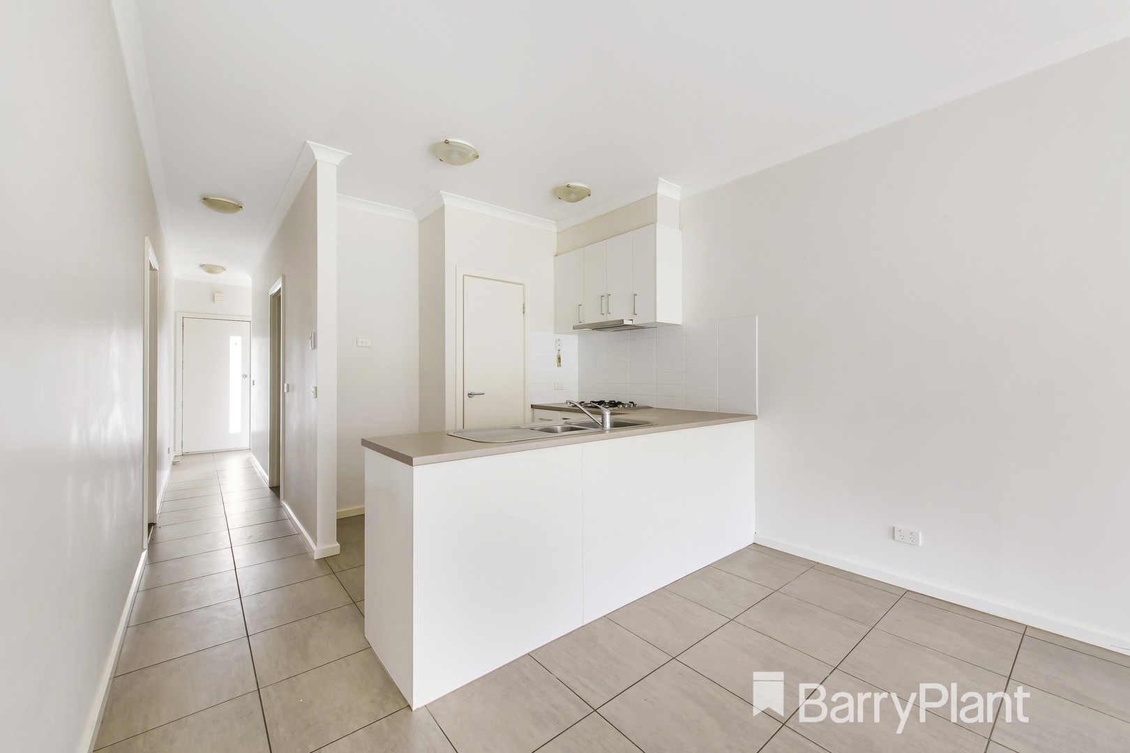 4 Houghton Avenue, Tarneit, VIC 3029, Tarneit - Thumbnail 2