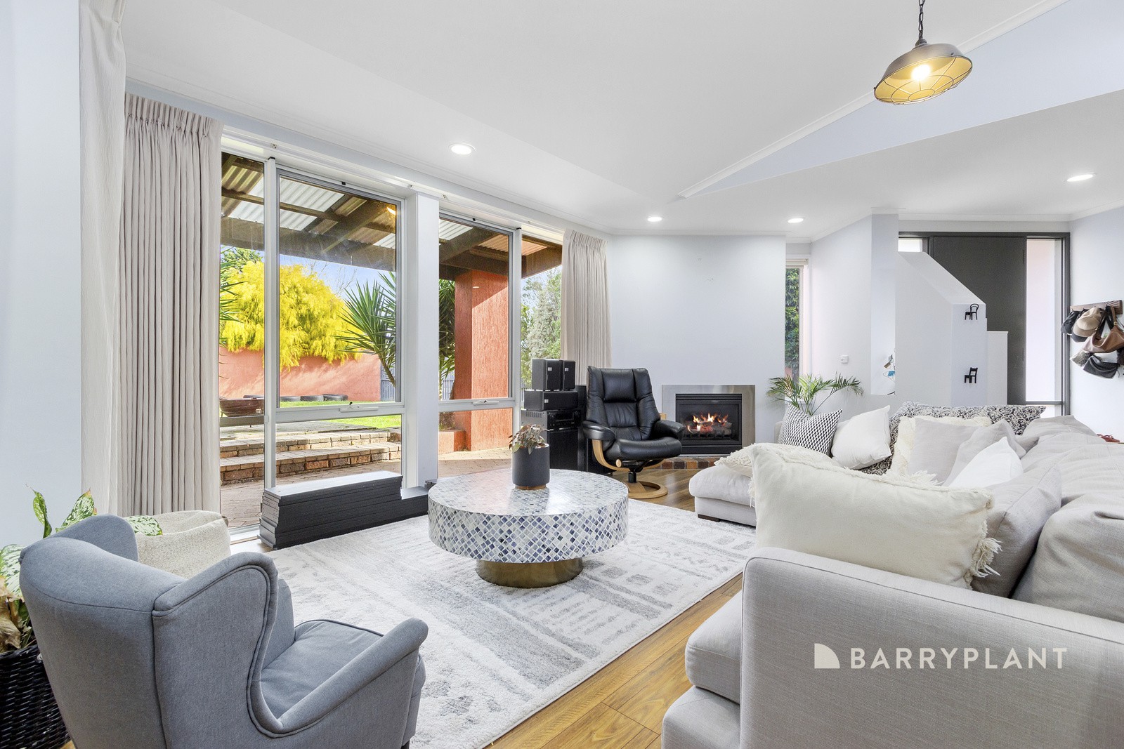 4 Hudson Place, Rowville, VIC 3178, Rowville - Thumbnail 2