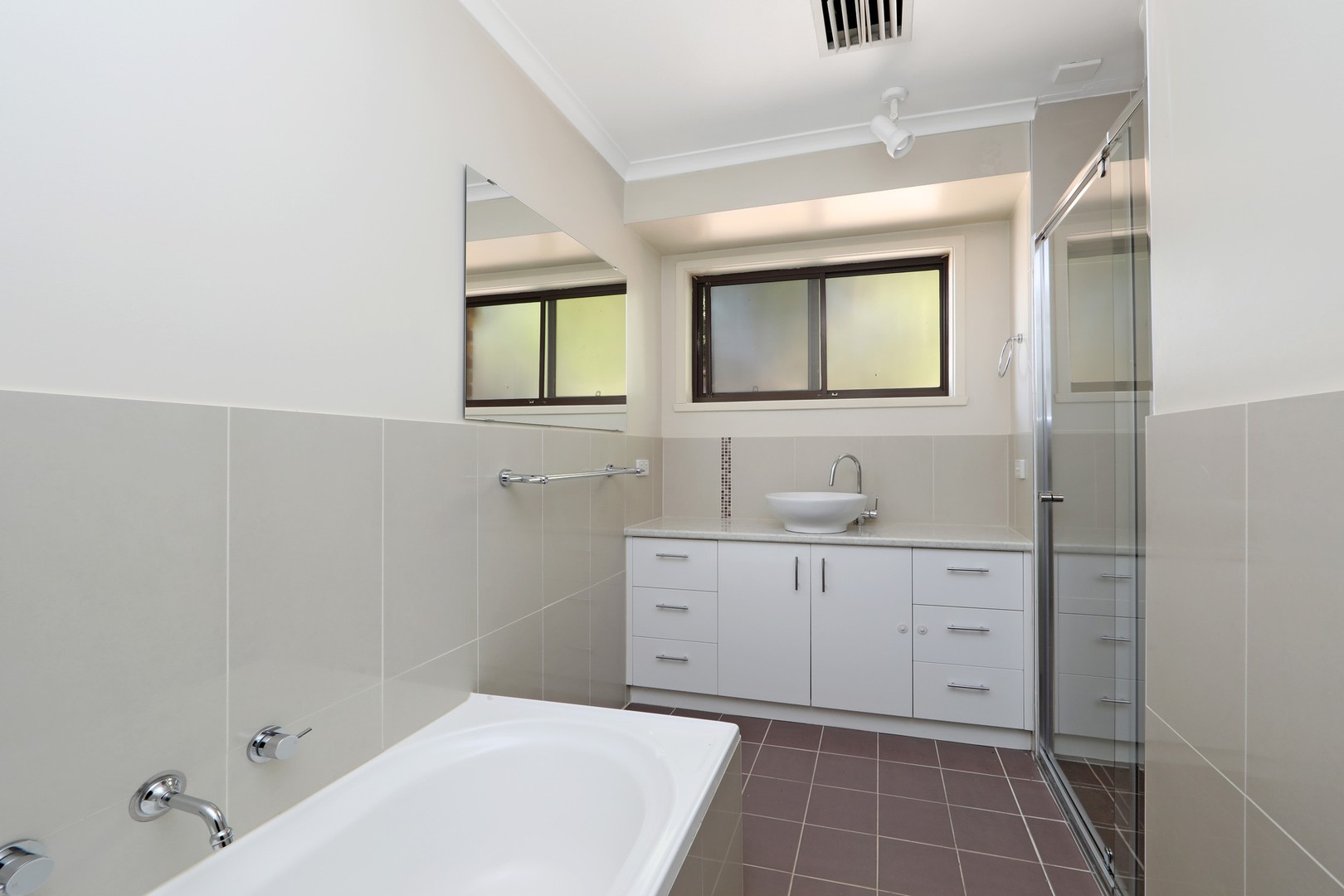4 Humphreys Way, Rowville, VIC 3178, Rowville - Thumbnail 7