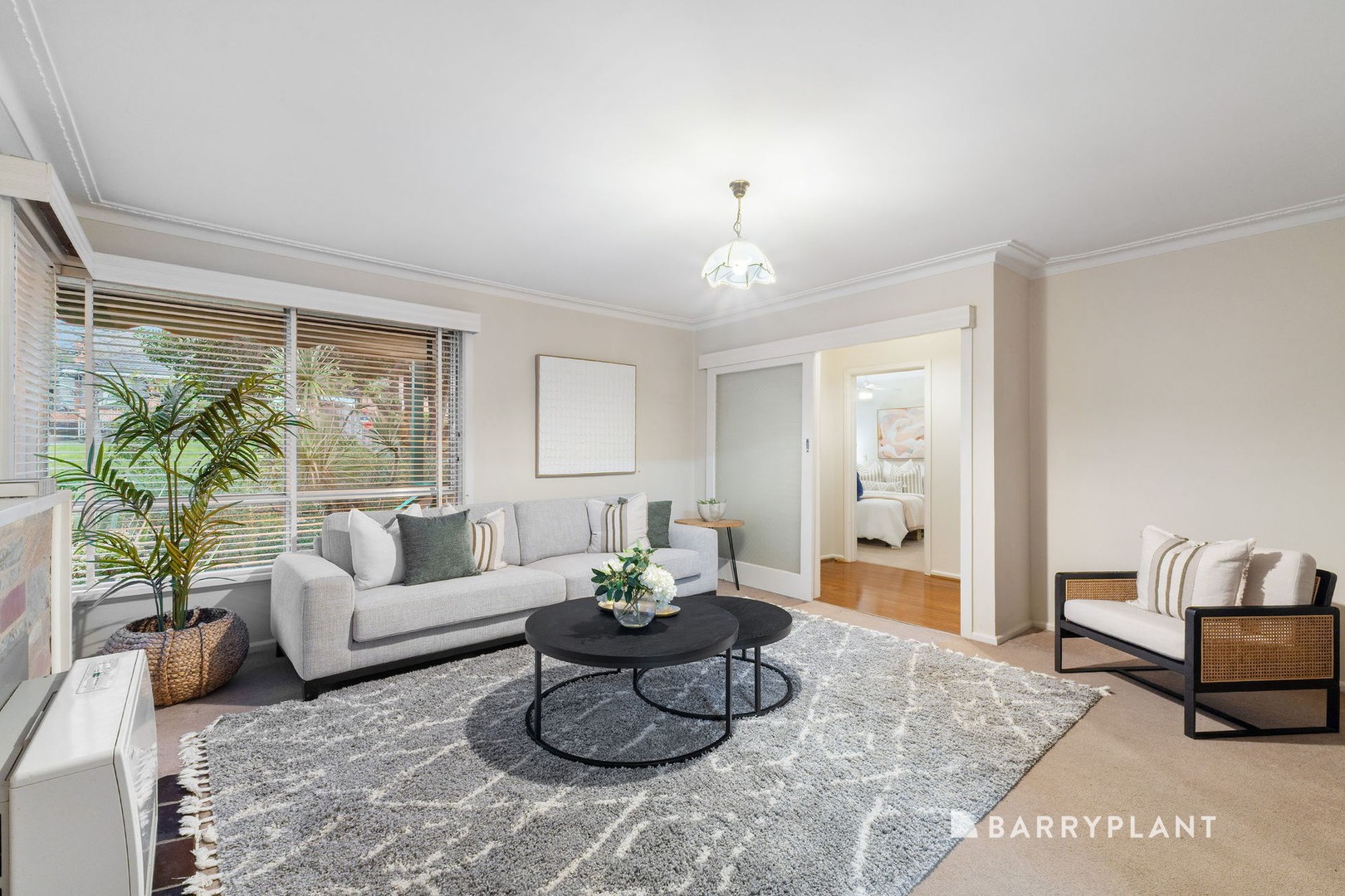 4 Huntley Street, Watsonia North, VIC 3087 - Thumbnail 2 - 06/08/2026