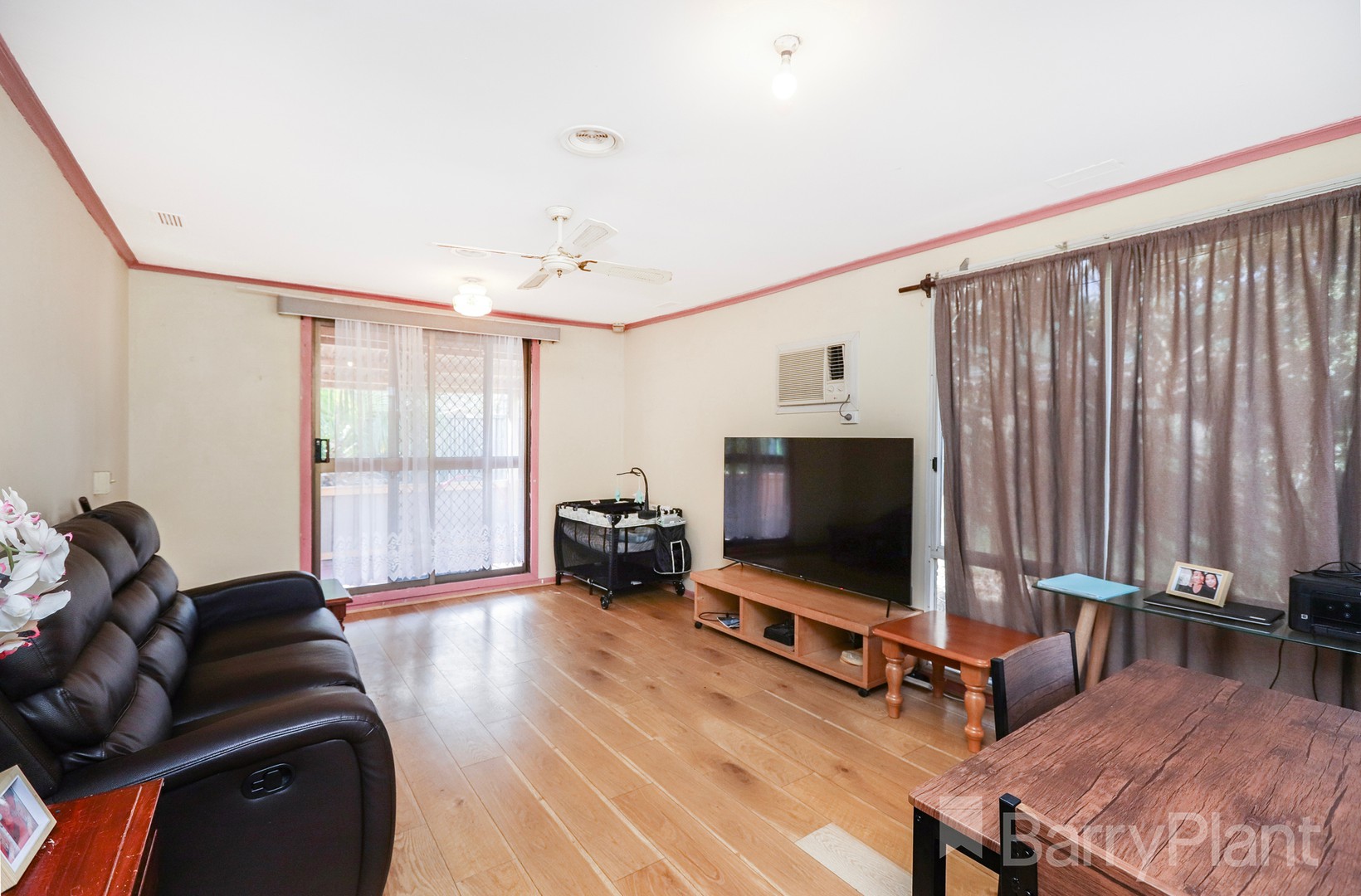 4 Hyett Court, Sunshine West, VIC 3020, Sunshine West - Thumbnail 2
