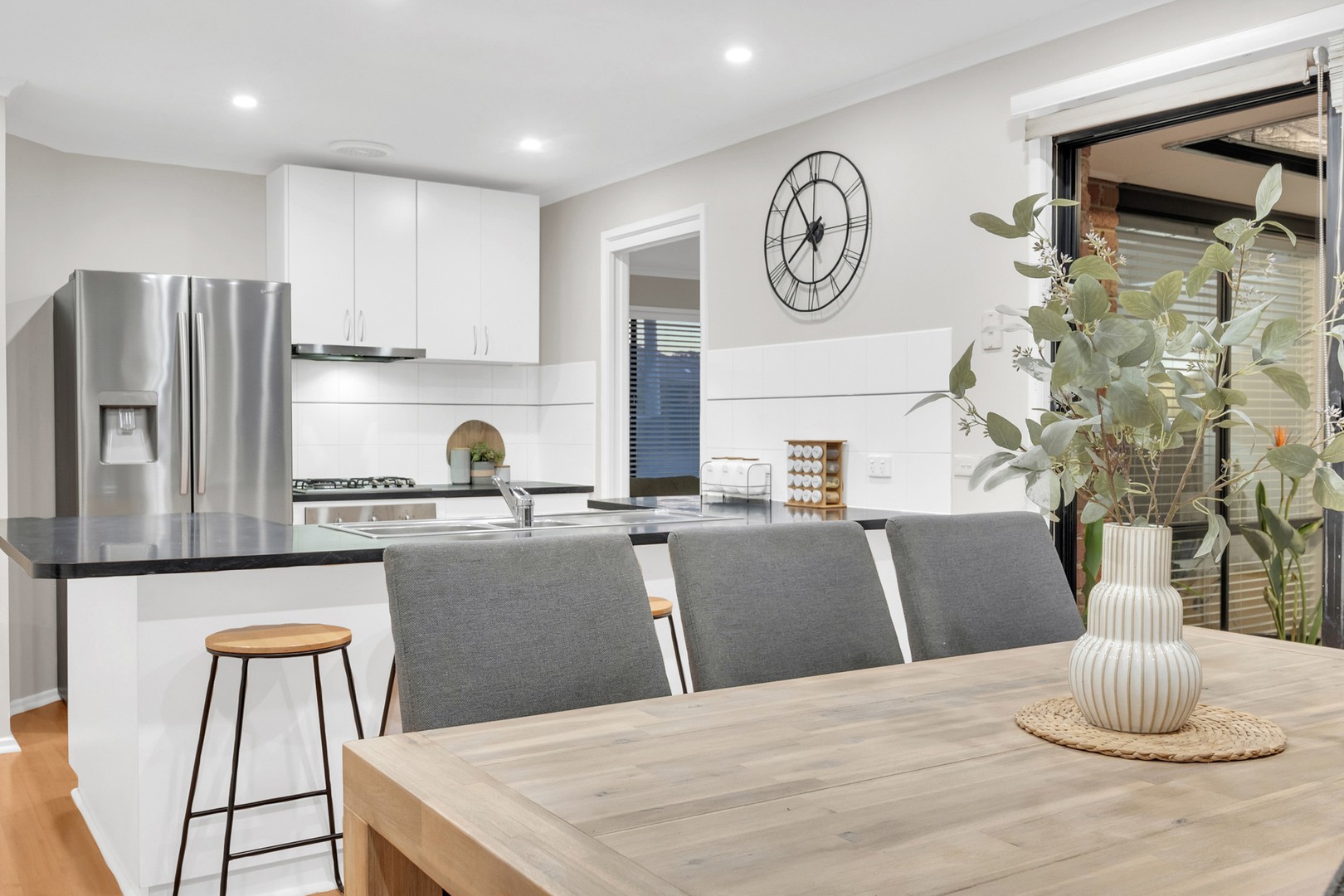 4 Ilford Court, Craigieburn, VIC 3064, Craigieburn - Thumbnail 5