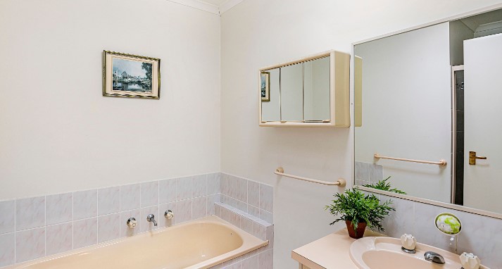 4 Ireland Avenue, Mitcham, VIC 3132, Mitcham - Thumbnail 4