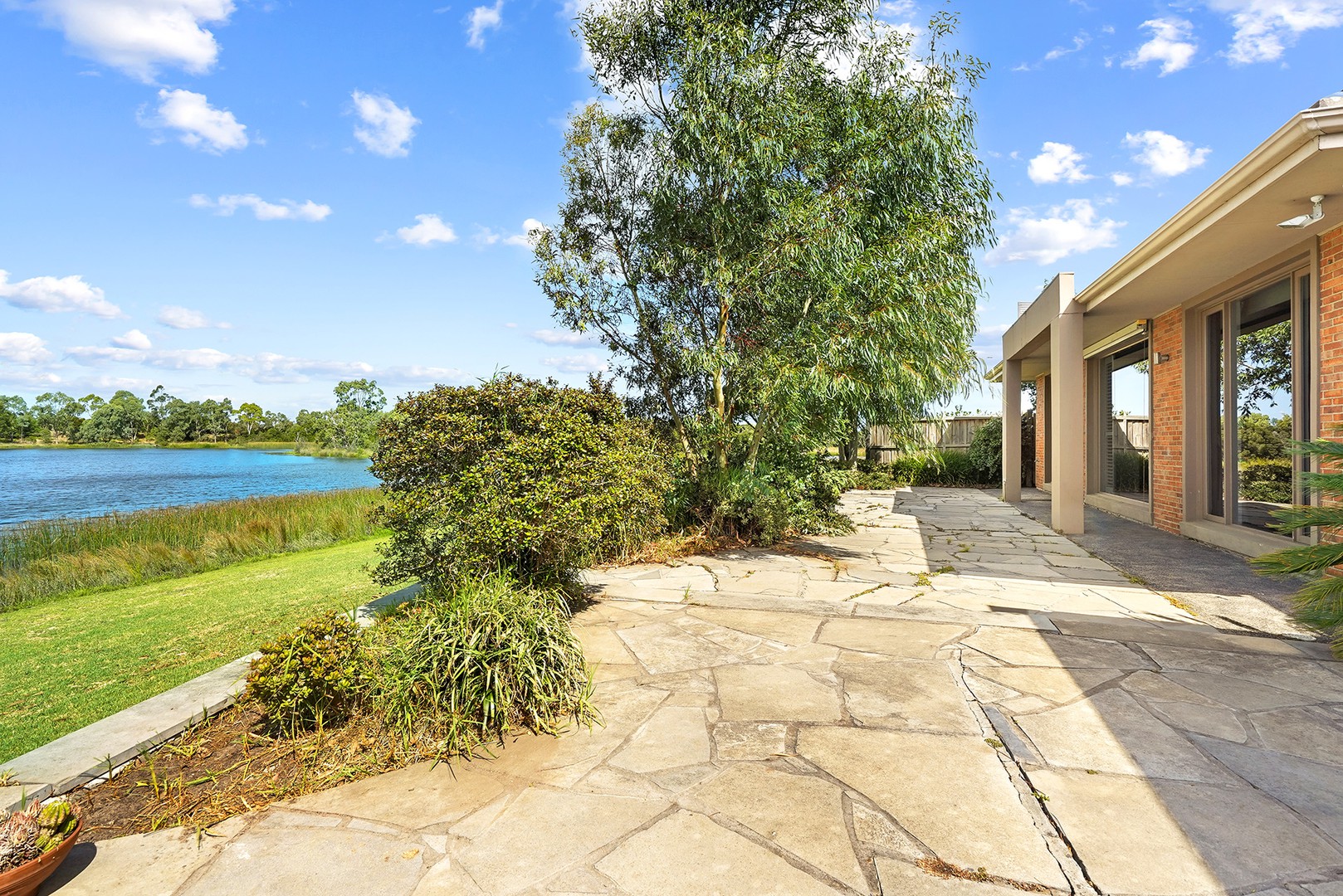 4 Island Point Avenue, Waterways, VIC 3195, Waterways - Thumbnail 4