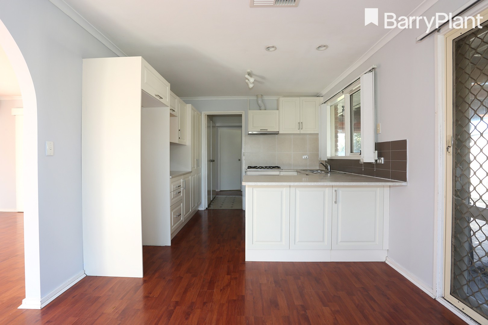4 Jamie Close, Cranbourne, VIC 3977, Cranbourne - Thumbnail 2