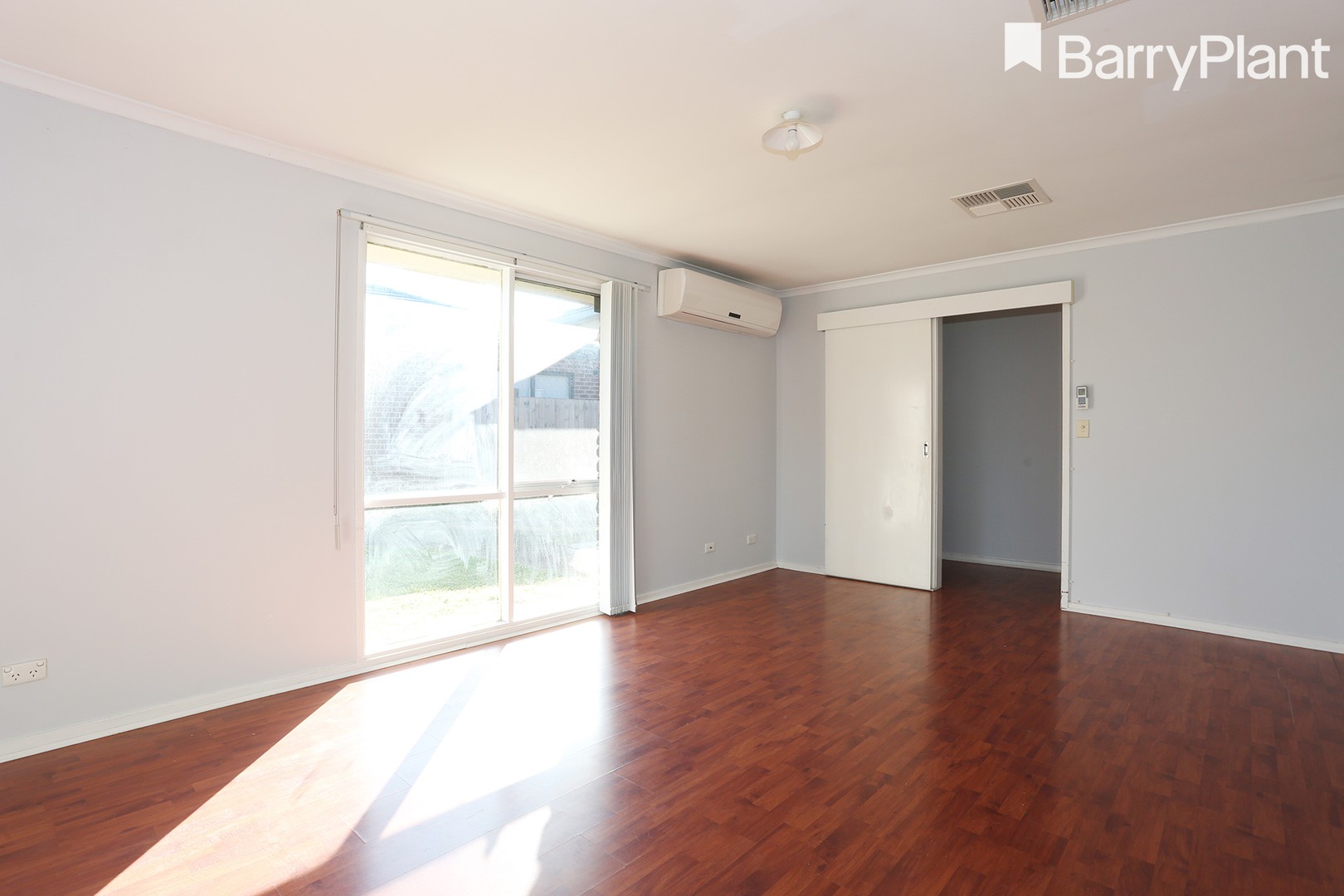 4 Jamie Close, Cranbourne, VIC 3977, Cranbourne - Thumbnail 3
