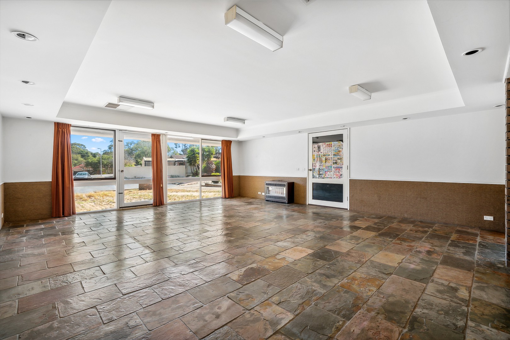4 Jasper CourtBanksia Park, SA 5091, Banksia Park - Thumbnail 2