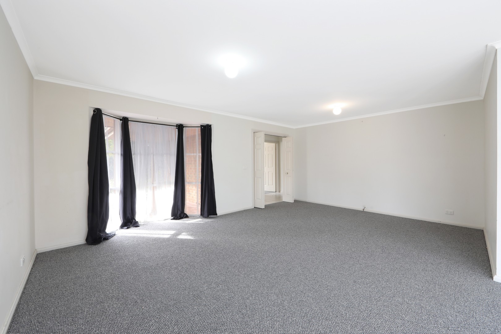 4  Jindabyne Court, Lysterfield, VIC 3156, Lysterfield - Thumbnail 3