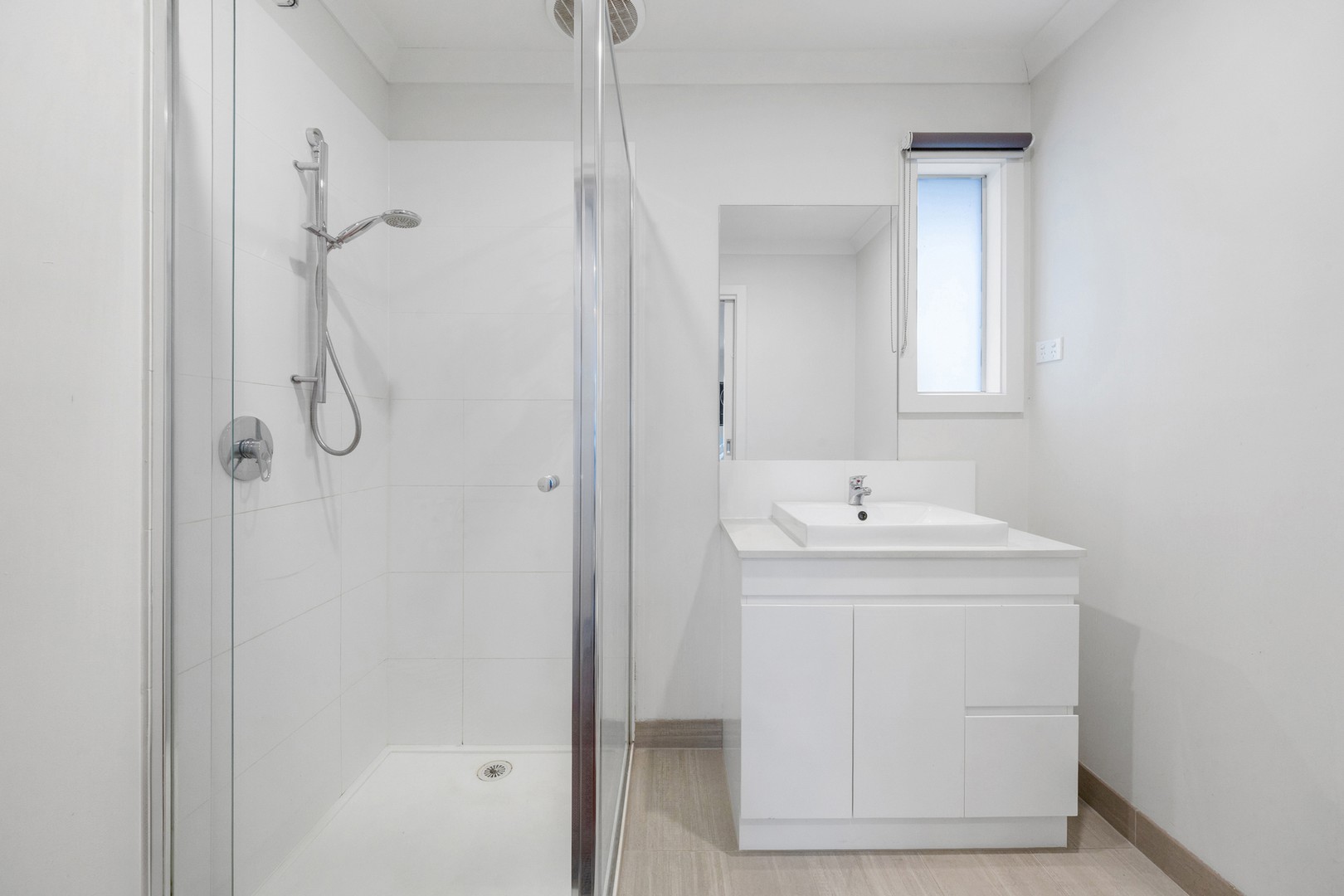 4 Kangaroo Paw Court, Taylors Lakes, VIC 3038, Keilor - Thumbnail 6