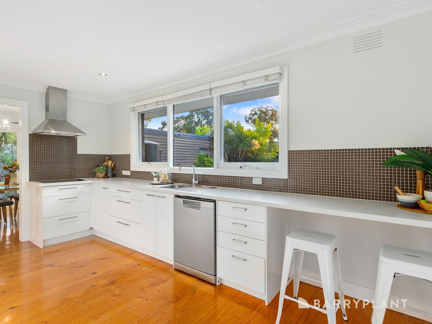 4 Karabil Close, Scoresby, VIC 3179, Scoresby - Thumbnail 2